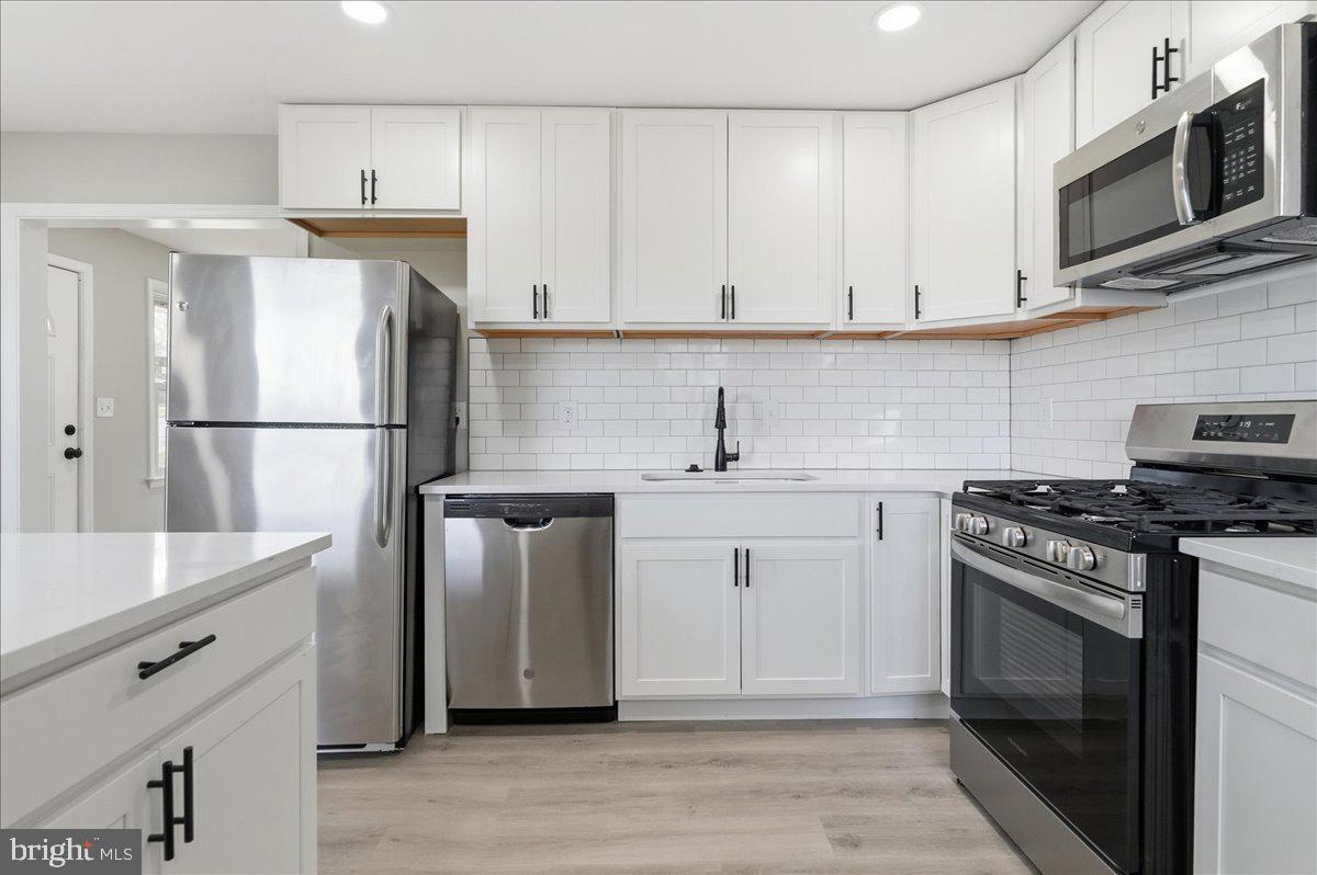 WOODLAWN PARK - Residential