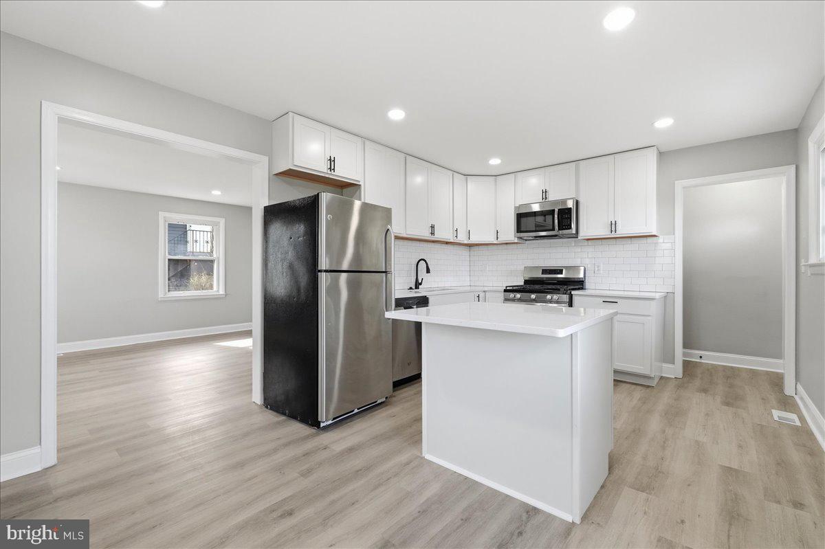 WOODLAWN PARK - Residential