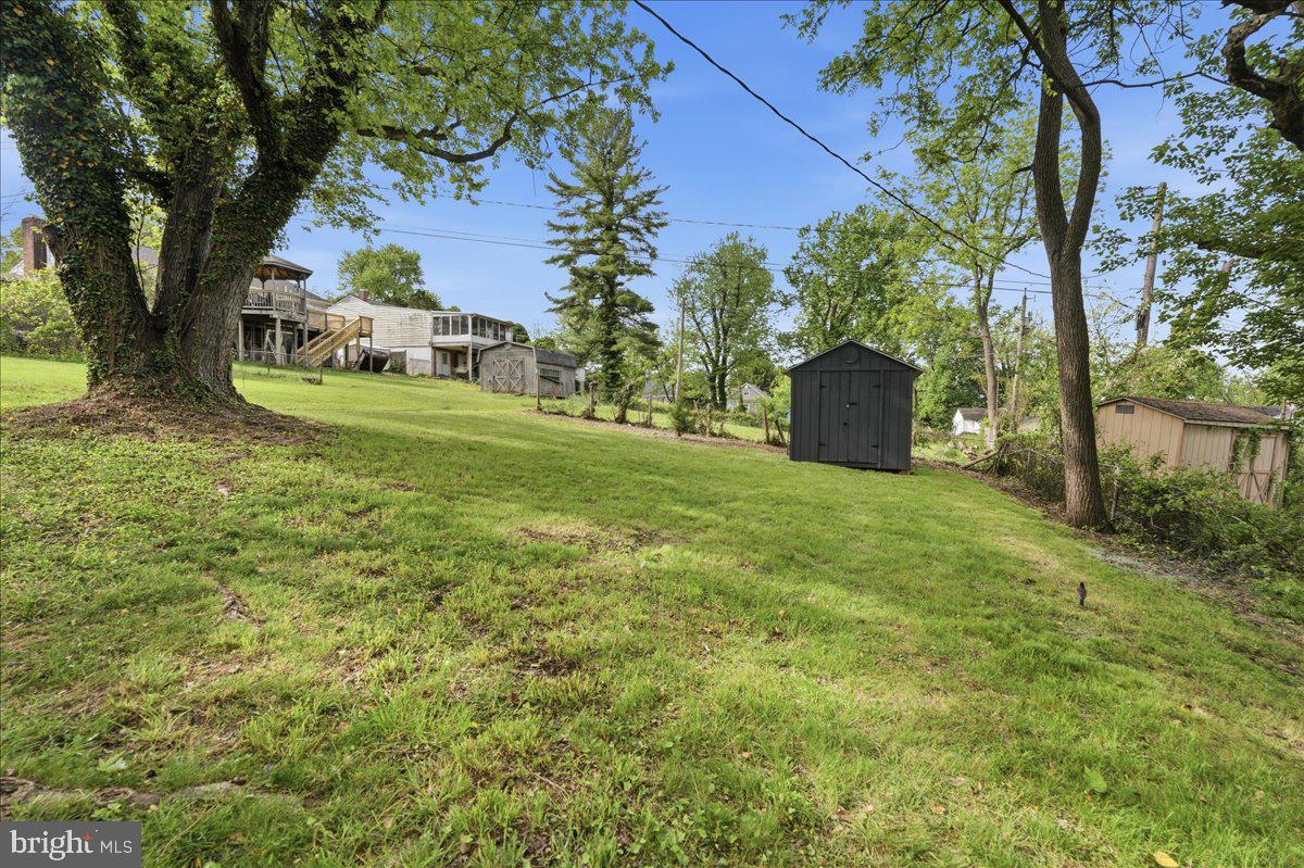 WOODLAWN PARK - Residential