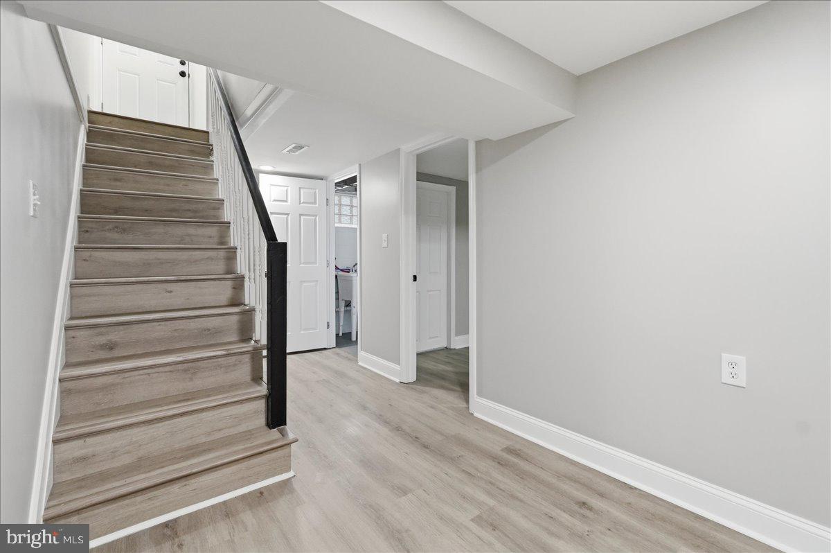 WOODLAWN PARK - Residential