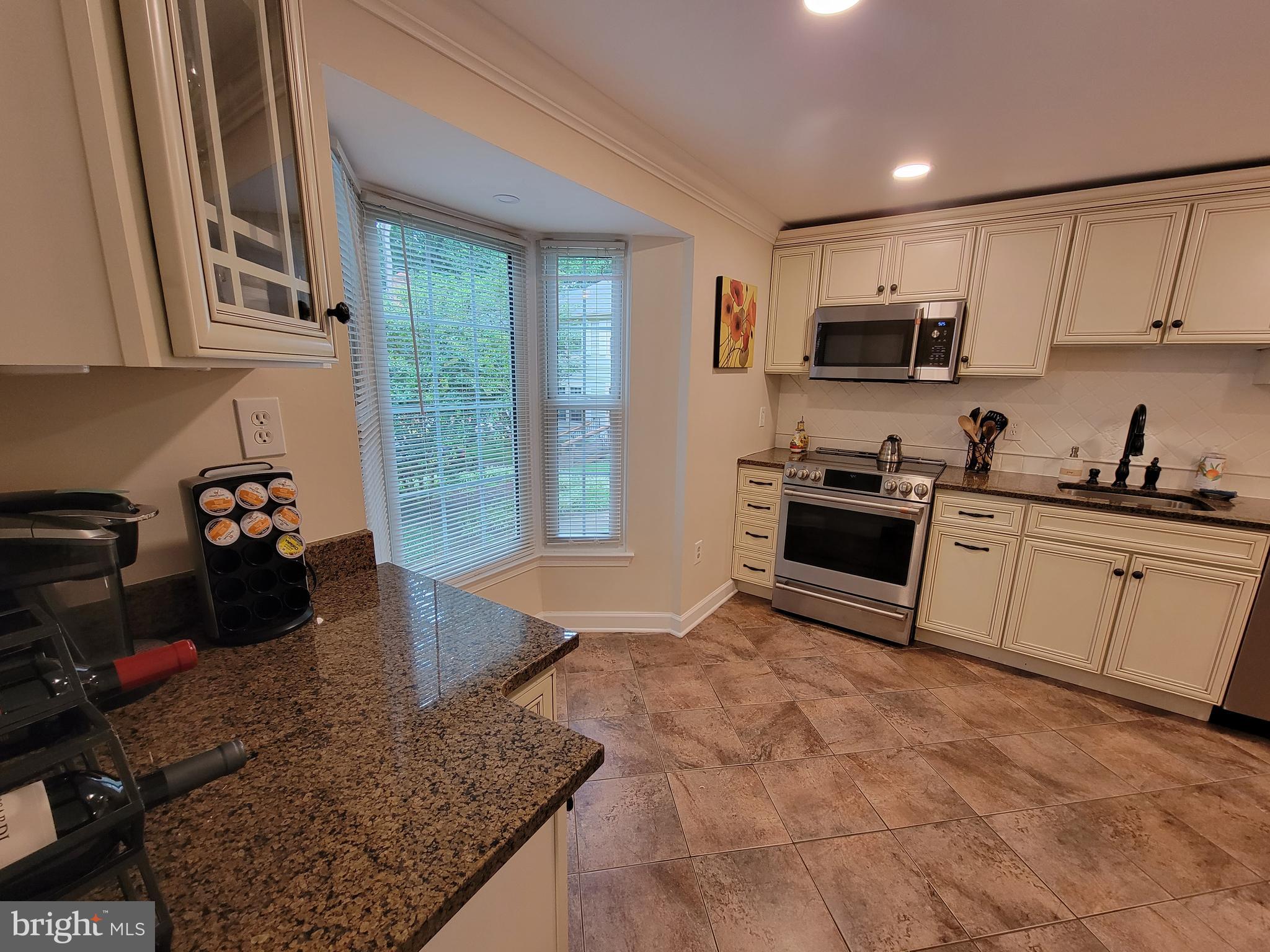 BURKE CENTRE - Residential Lease