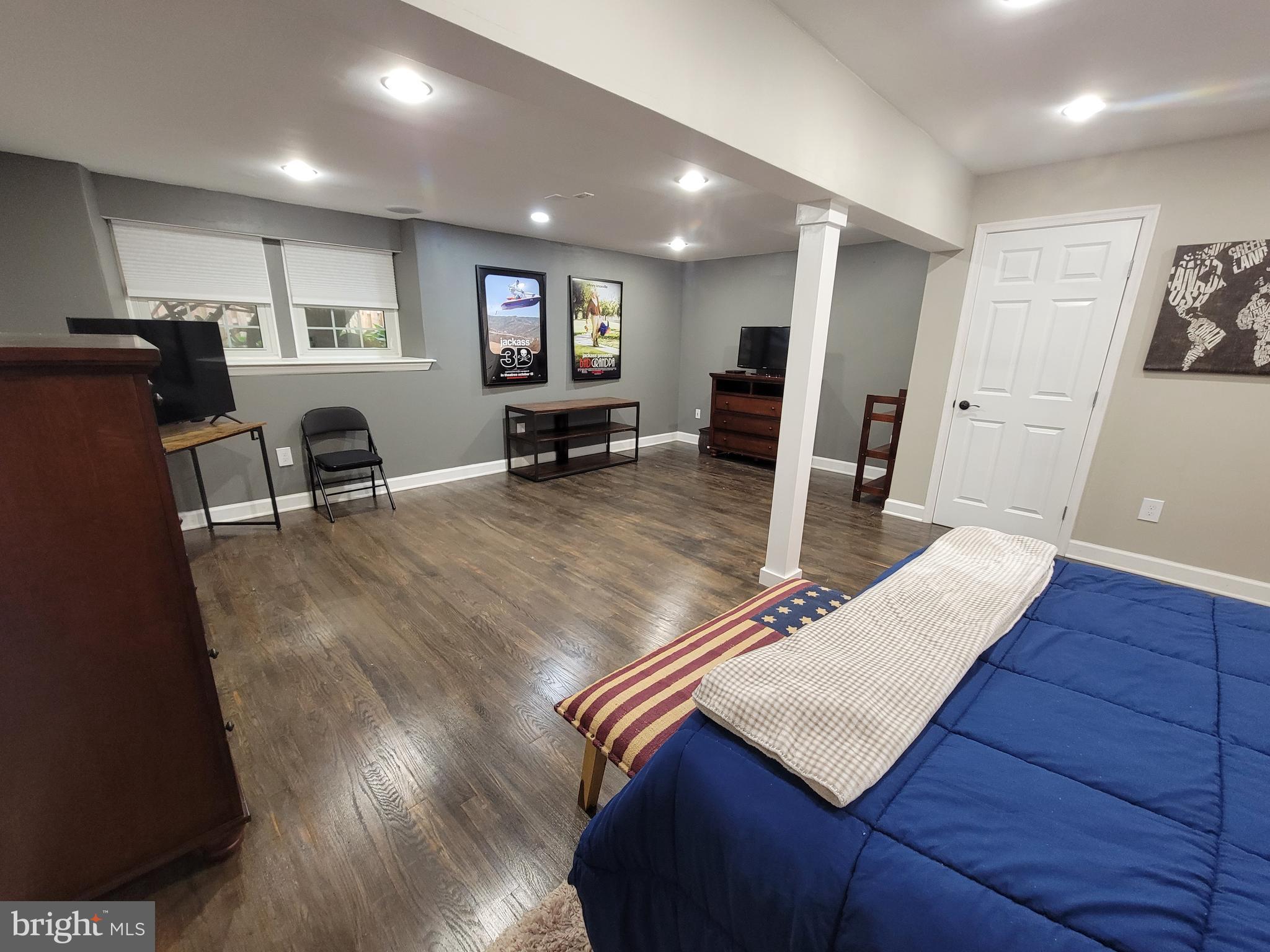 BURKE CENTRE - Residential Lease