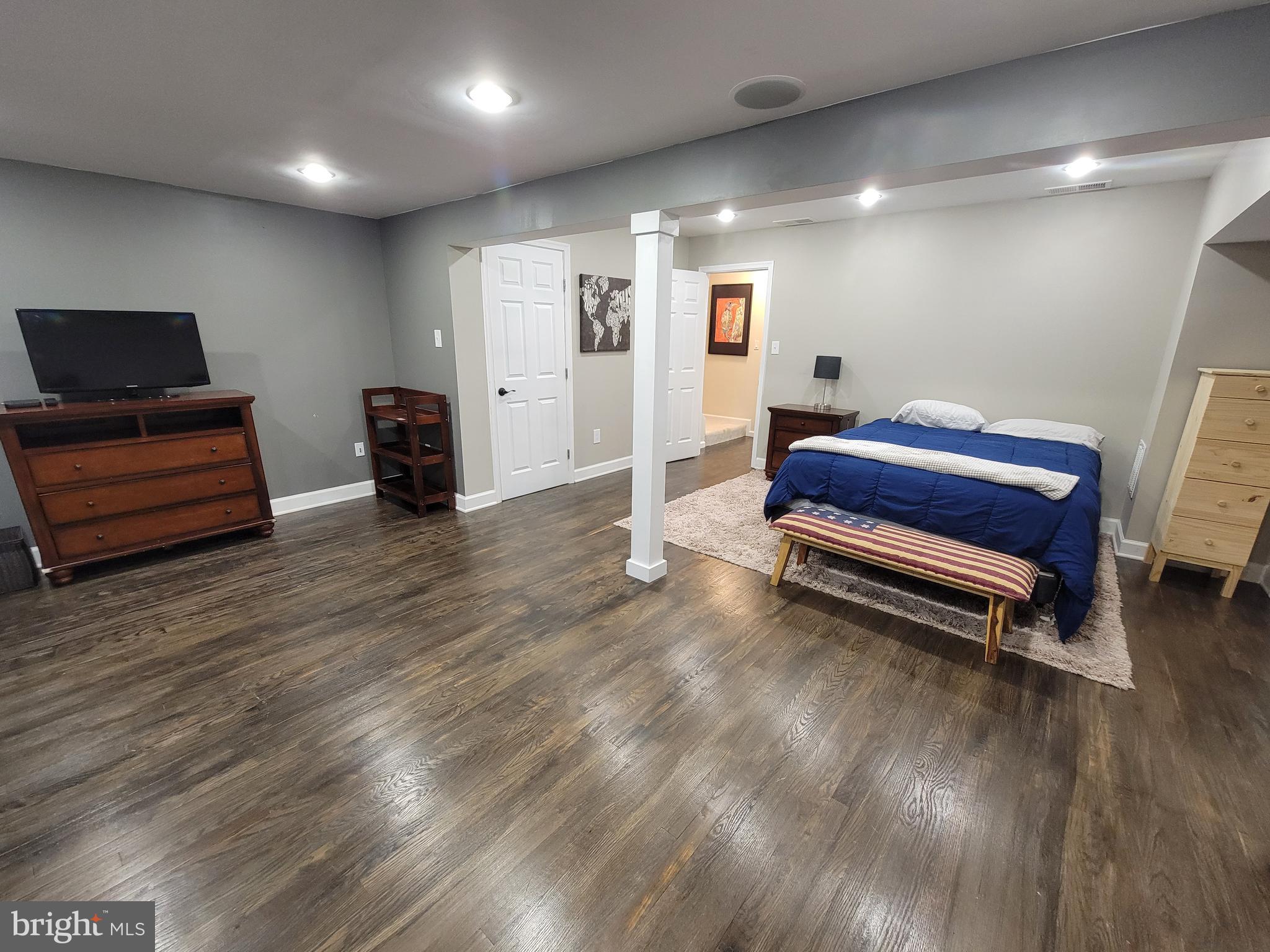 BURKE CENTRE - Residential Lease