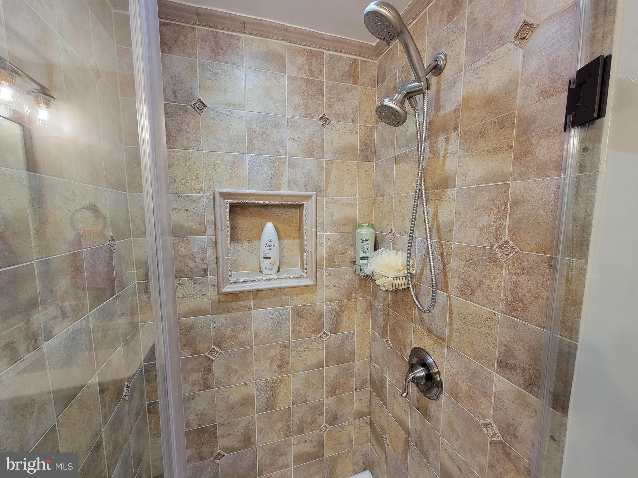 BURKE CENTRE - Residential Lease