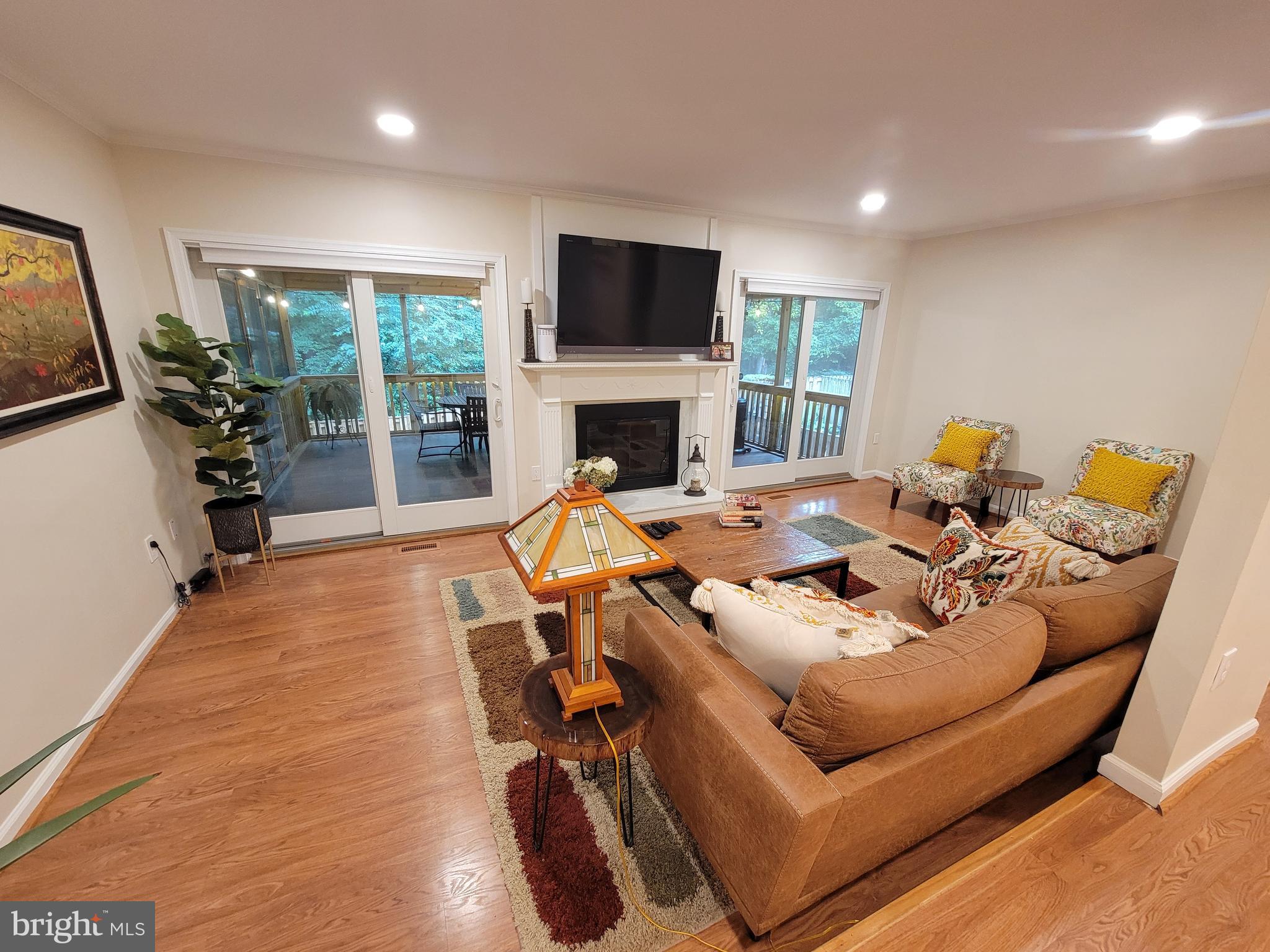 BURKE CENTRE - Residential Lease