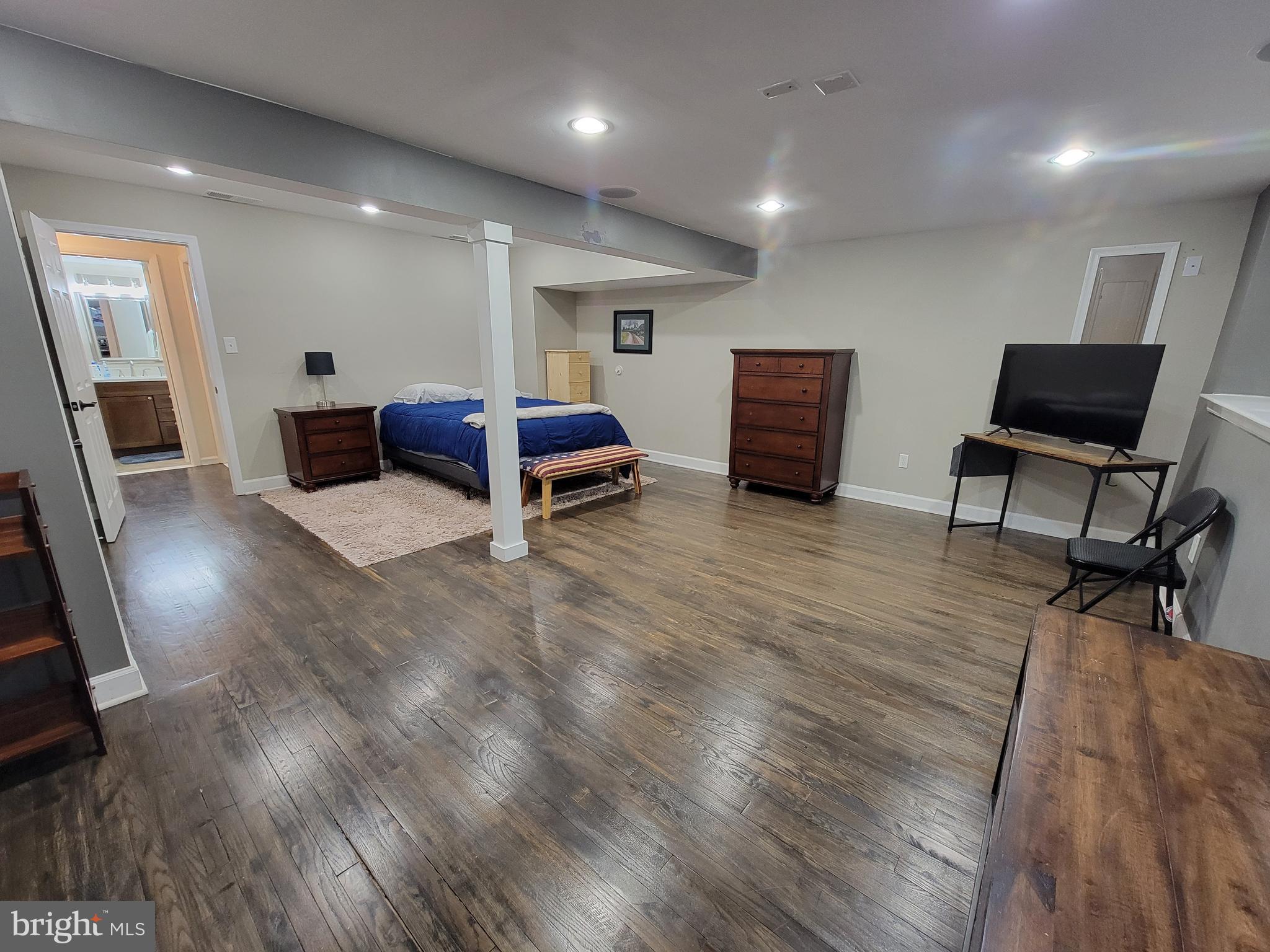 BURKE CENTRE - Residential Lease