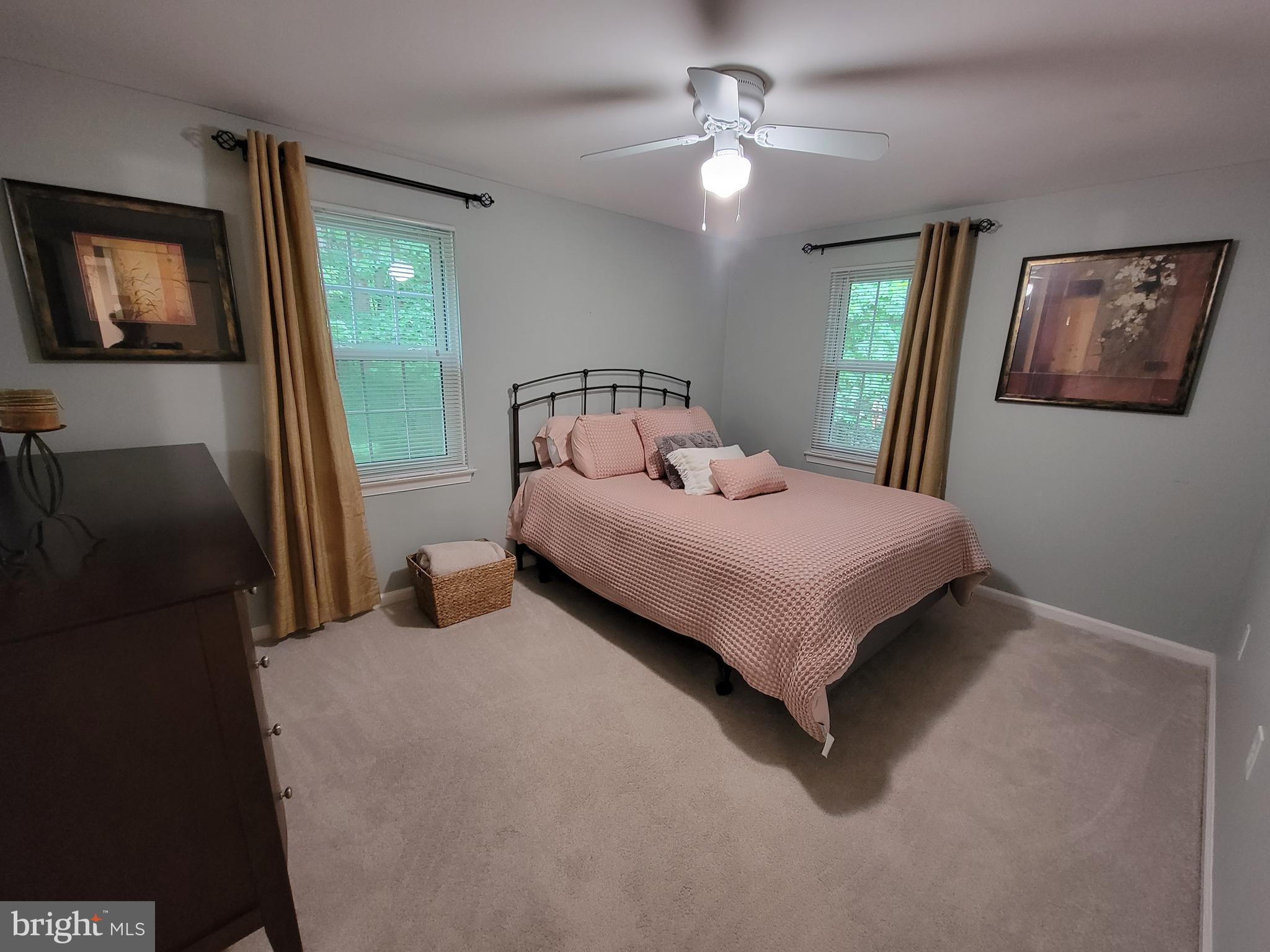 BURKE CENTRE - Residential Lease