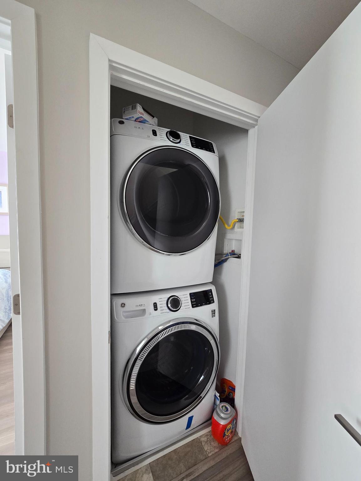 NORTHBANK - Residential