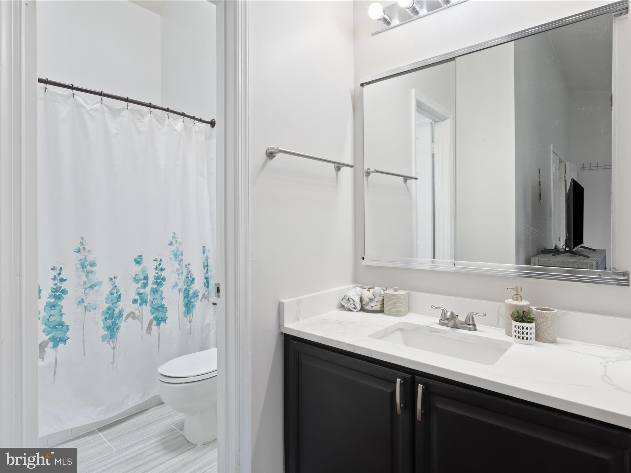 VILLAGE OF MOUNT AIR - Residential