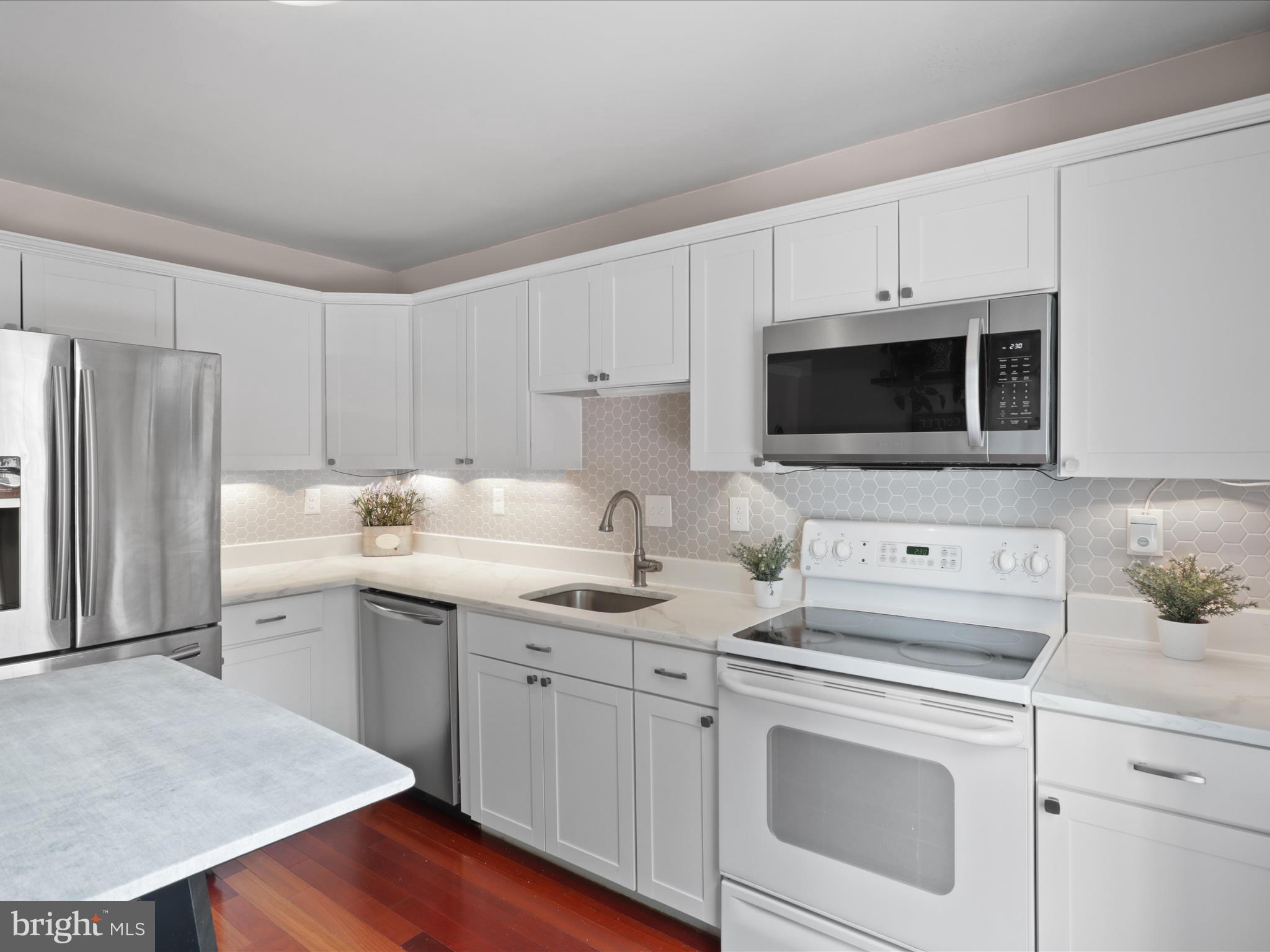 VILLAGE OF MOUNT AIR - Residential