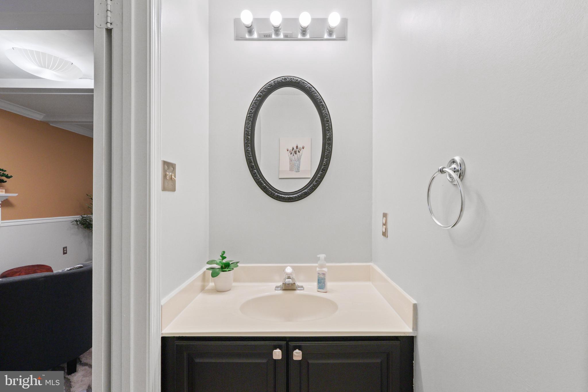 VILLAGE OF MOUNT AIR - Residential