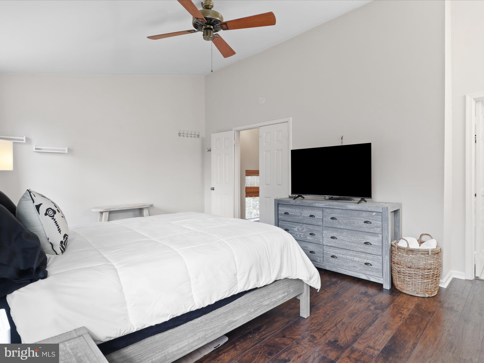 VILLAGE OF MOUNT AIR - Residential