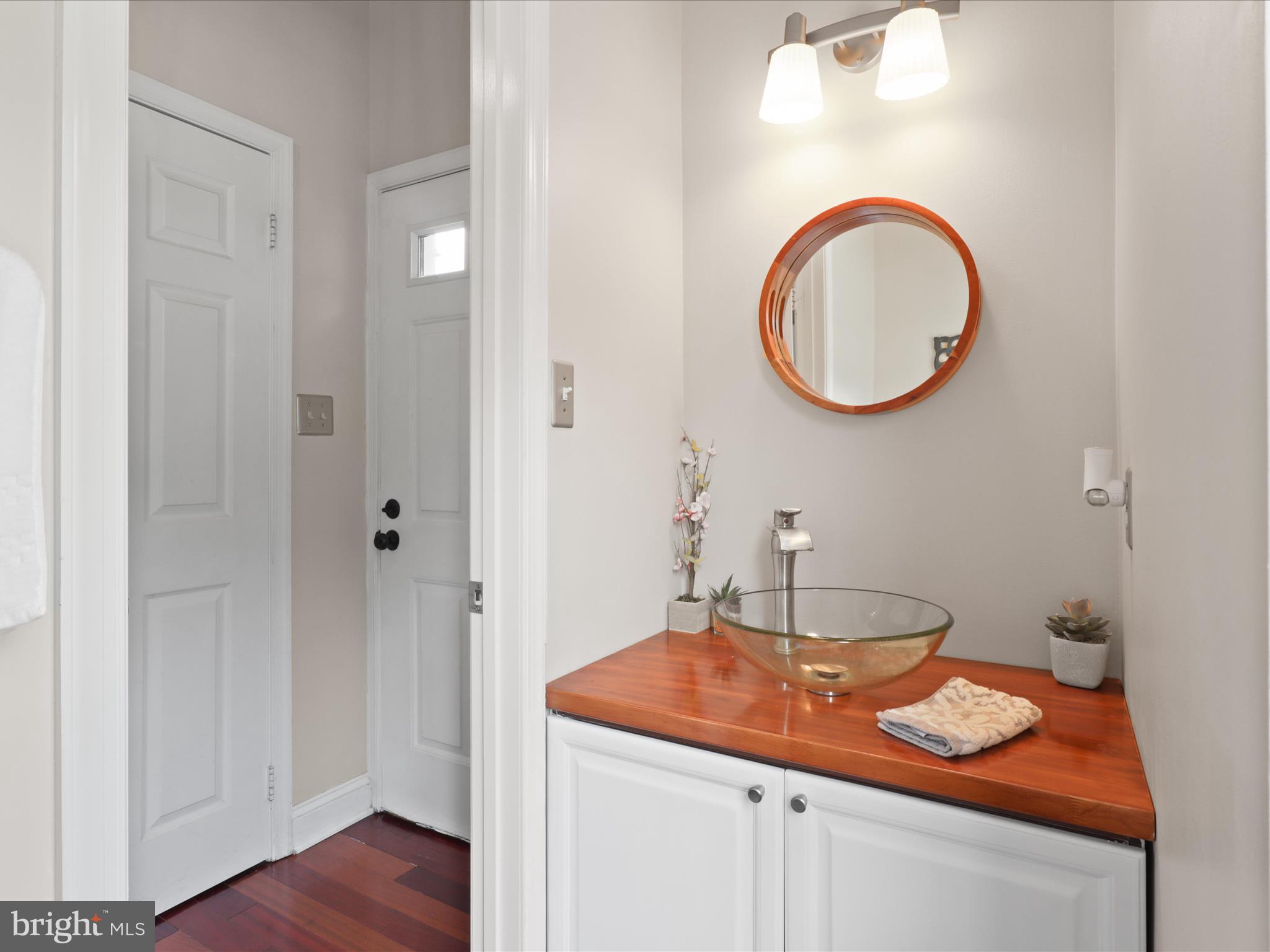 VILLAGE OF MOUNT AIR - Residential