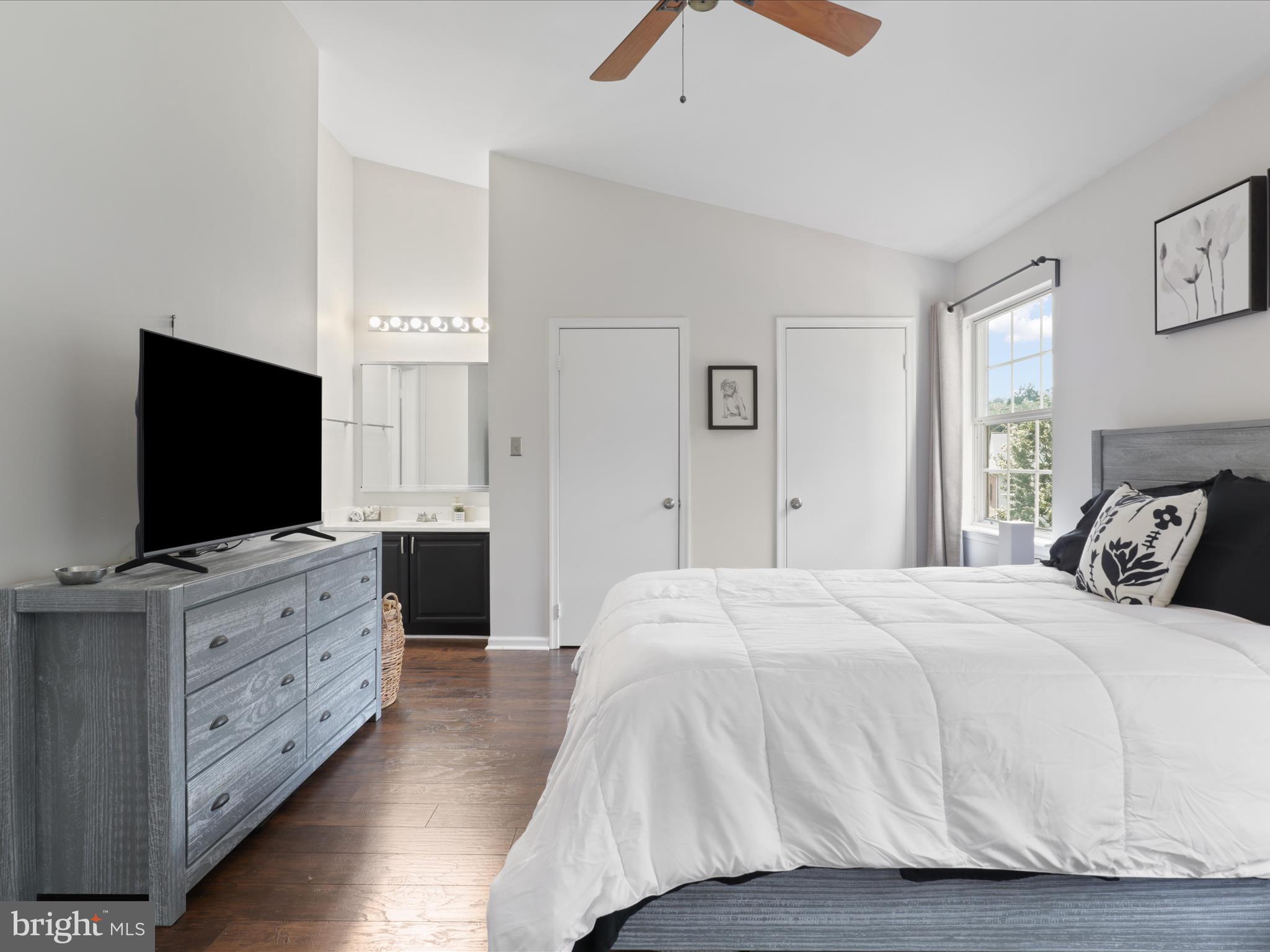 VILLAGE OF MOUNT AIR - Residential