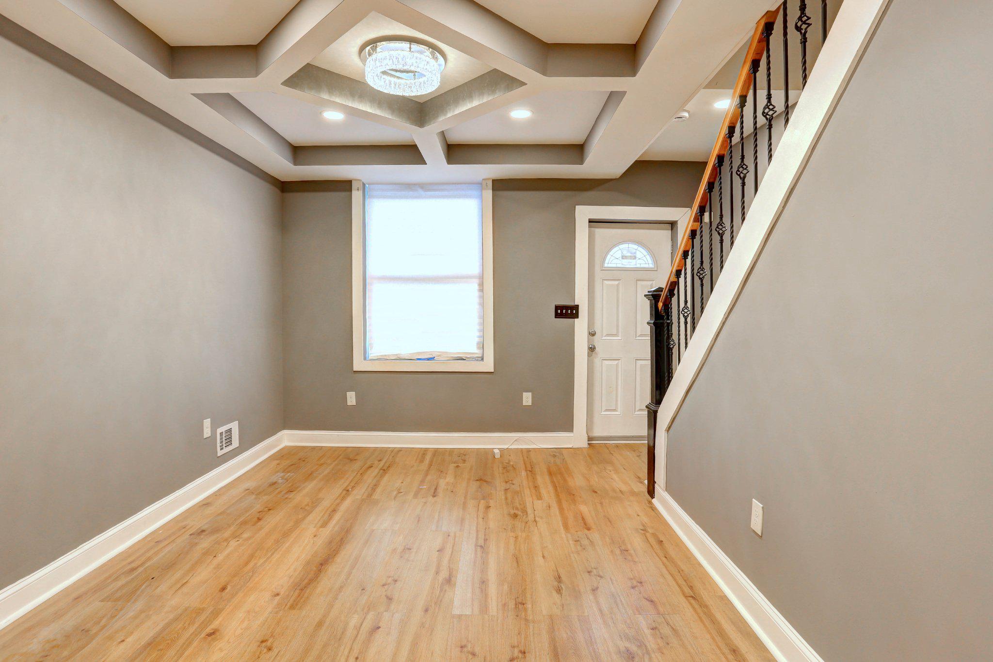 BROADWAY EAST - Residential