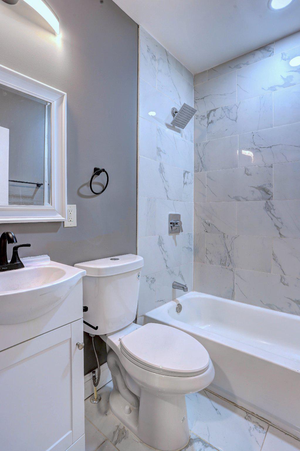 BROADWAY EAST - Residential