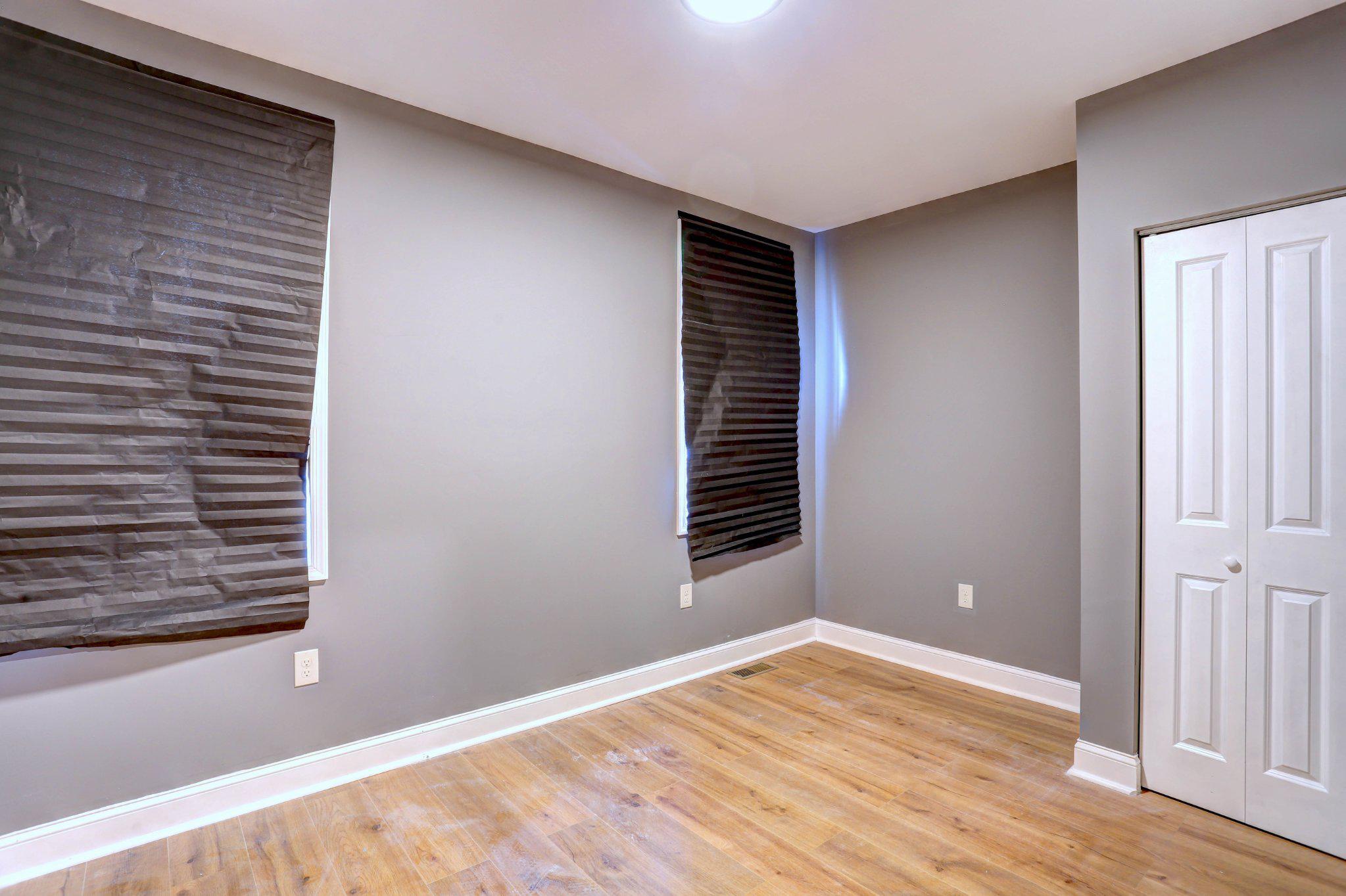 BROADWAY EAST - Residential