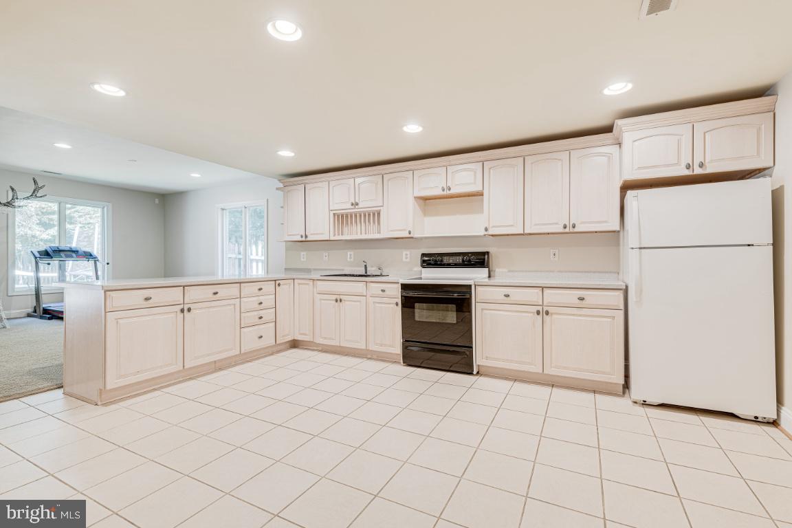 BELVOIR FARMS - Residential