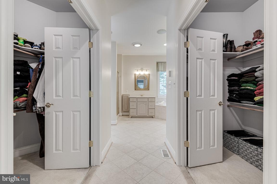 BELVOIR FARMS - Residential