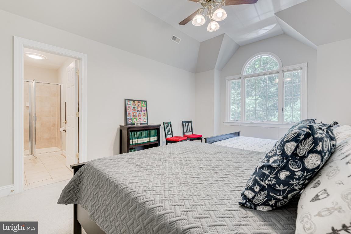 BELVOIR FARMS - Residential