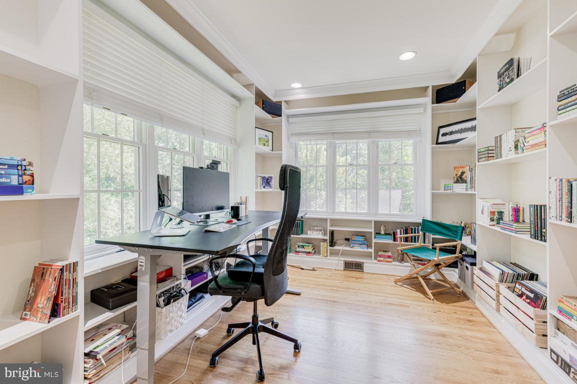 BELVOIR FARMS - Residential