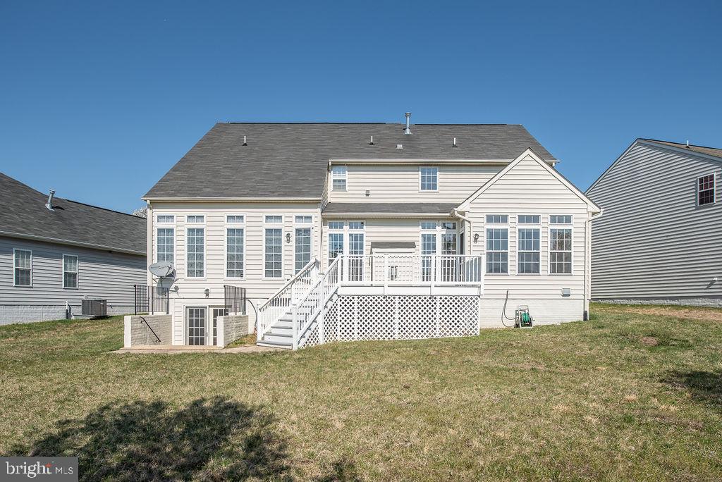 THE FALLS AT LEE'S PARKE - Residential