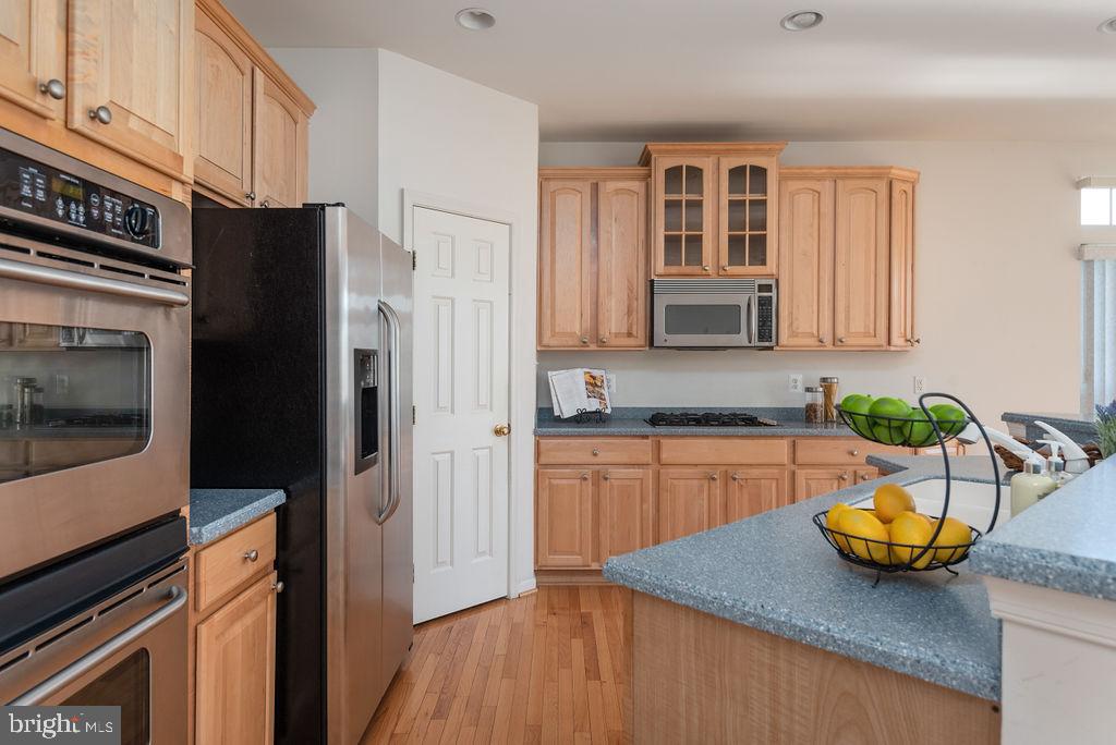 THE FALLS AT LEE'S PARKE - Residential