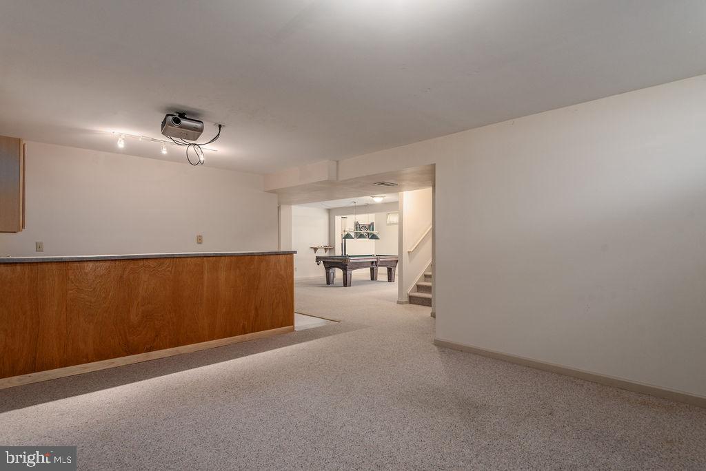 THE FALLS AT LEE'S PARKE - Residential