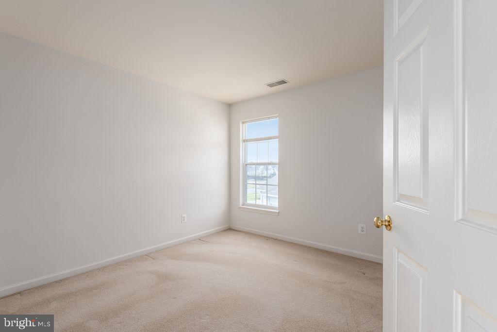 THE FALLS AT LEE'S PARKE - Residential