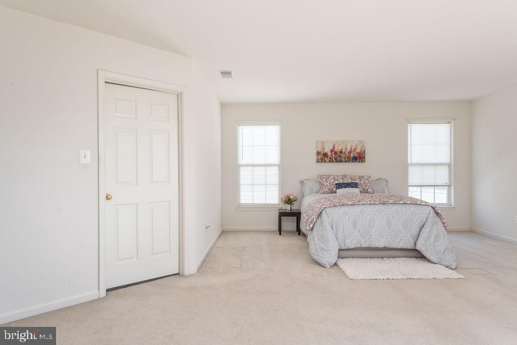 THE FALLS AT LEE'S PARKE - Residential