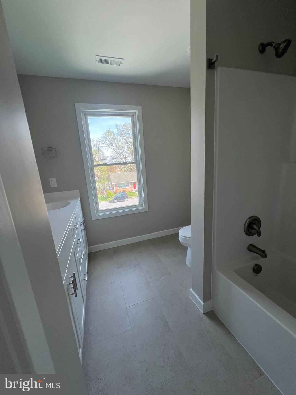 WOODSIDE - Residential Lease