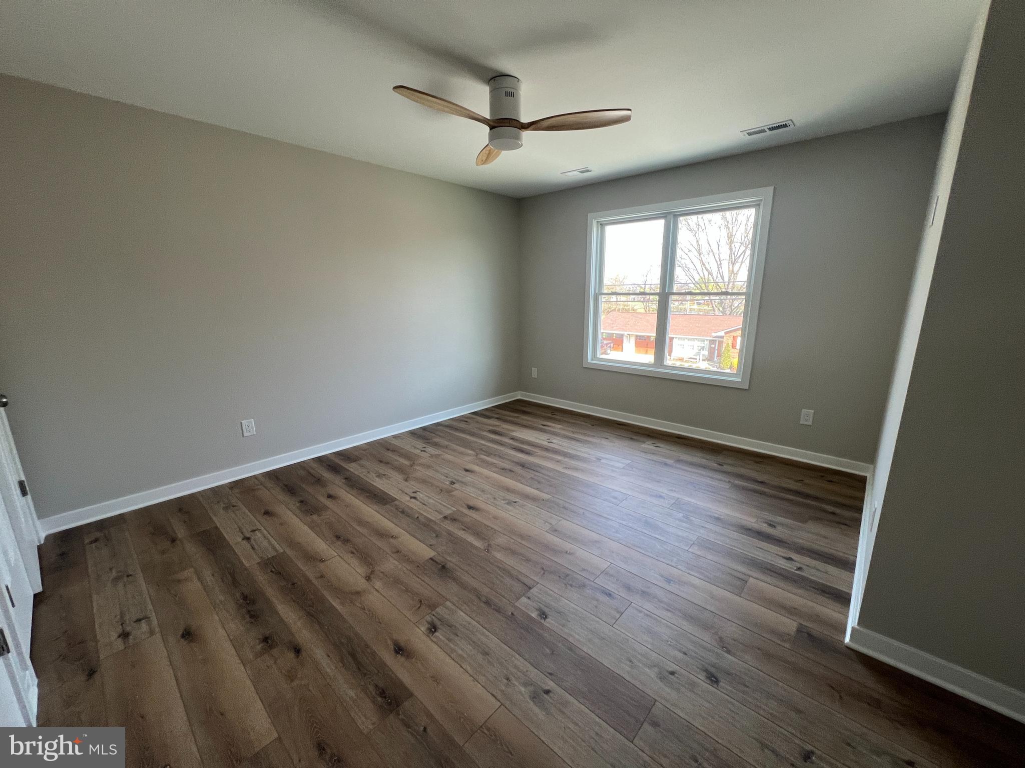 WOODSIDE - Residential Lease