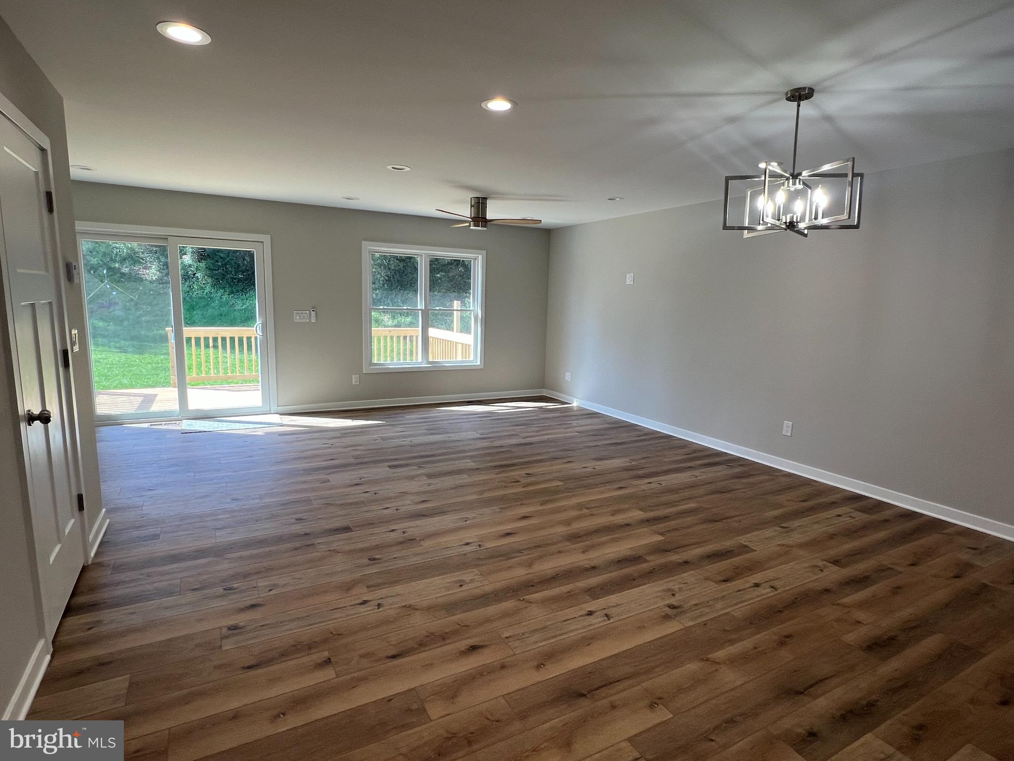 WOODSIDE - Residential Lease