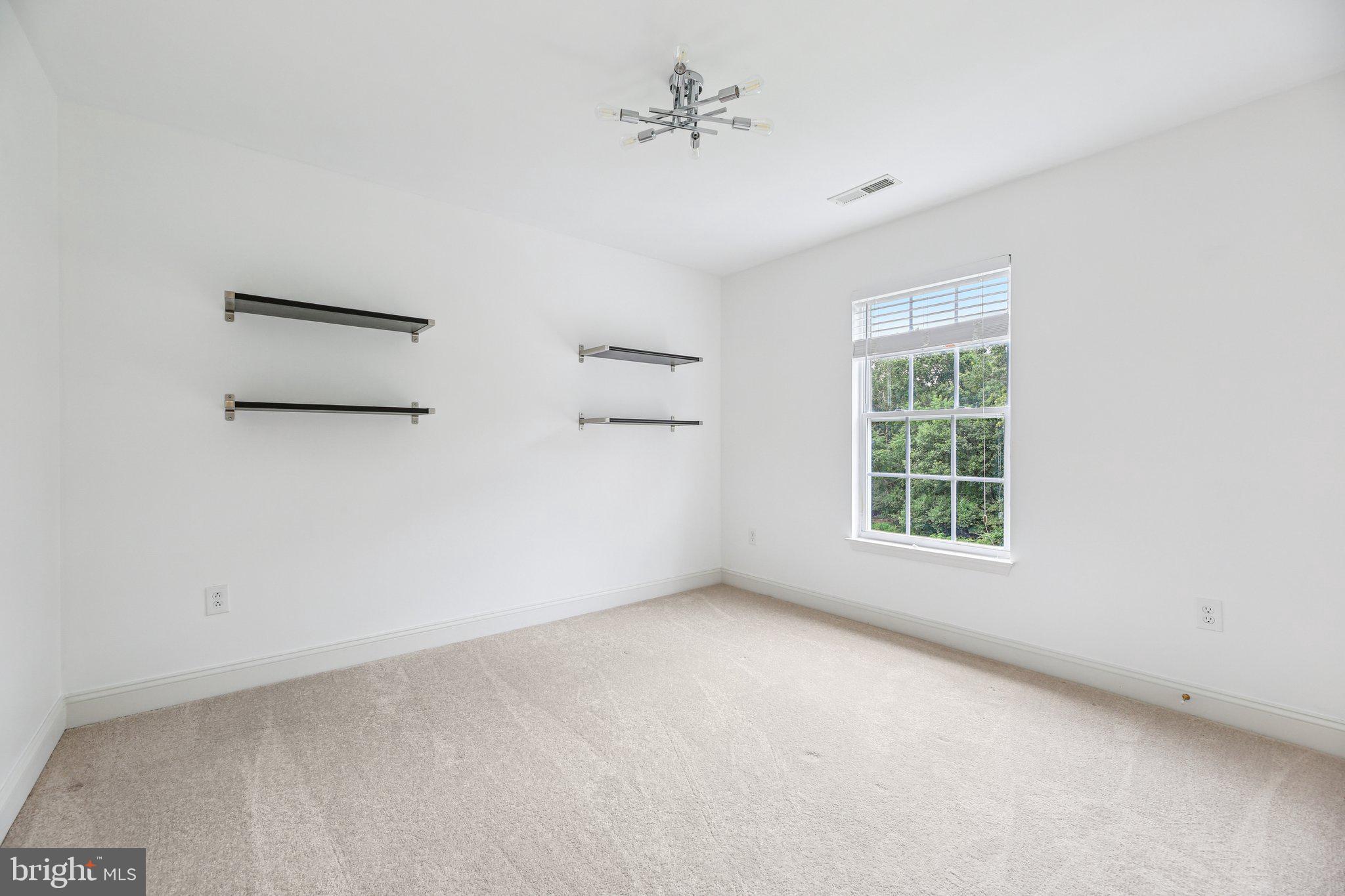 BENTLEY RIDGE - Residential