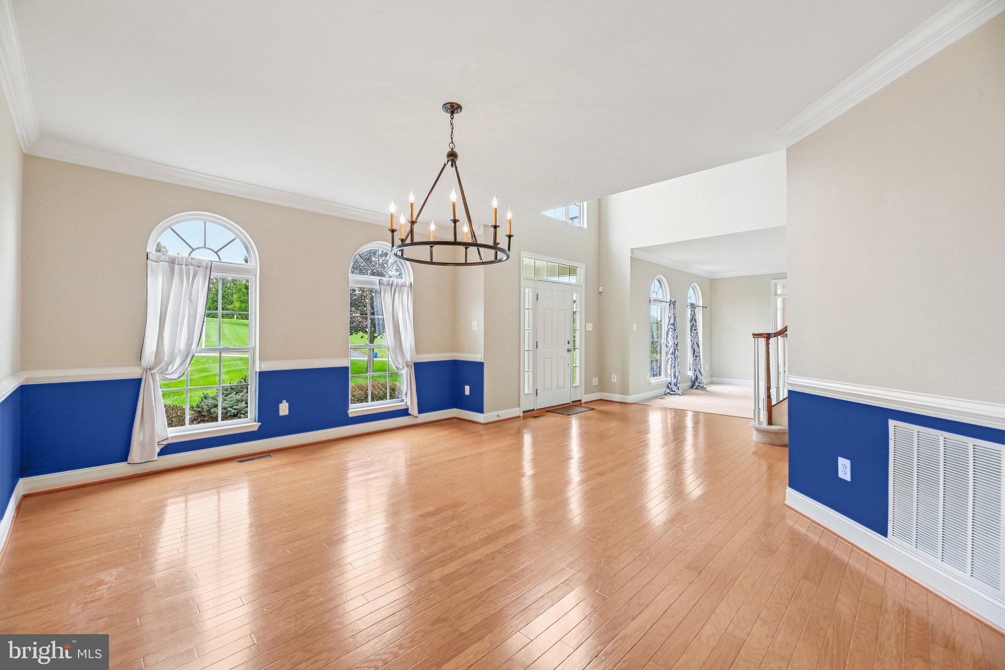 BENTLEY RIDGE - Residential