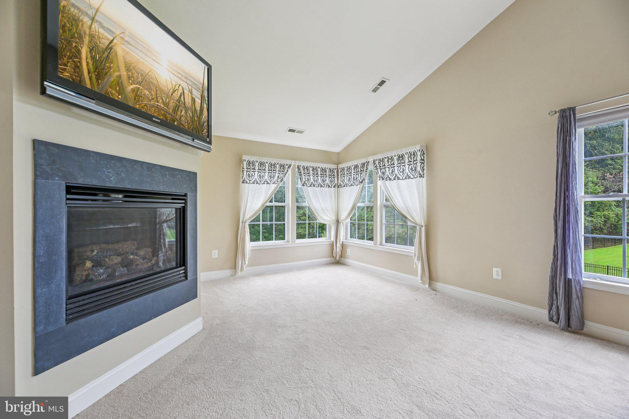 BENTLEY RIDGE - Residential