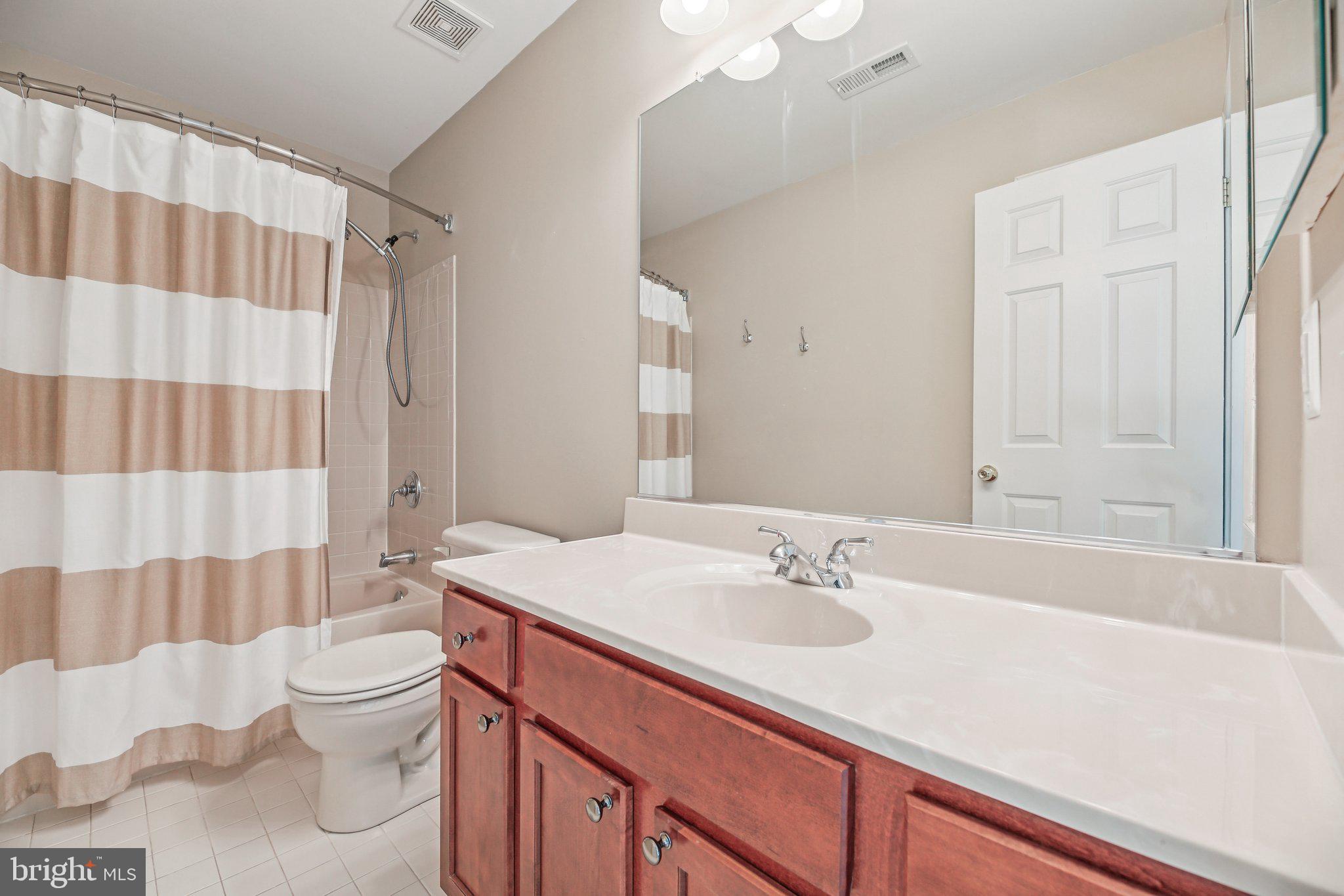 BENTLEY RIDGE - Residential