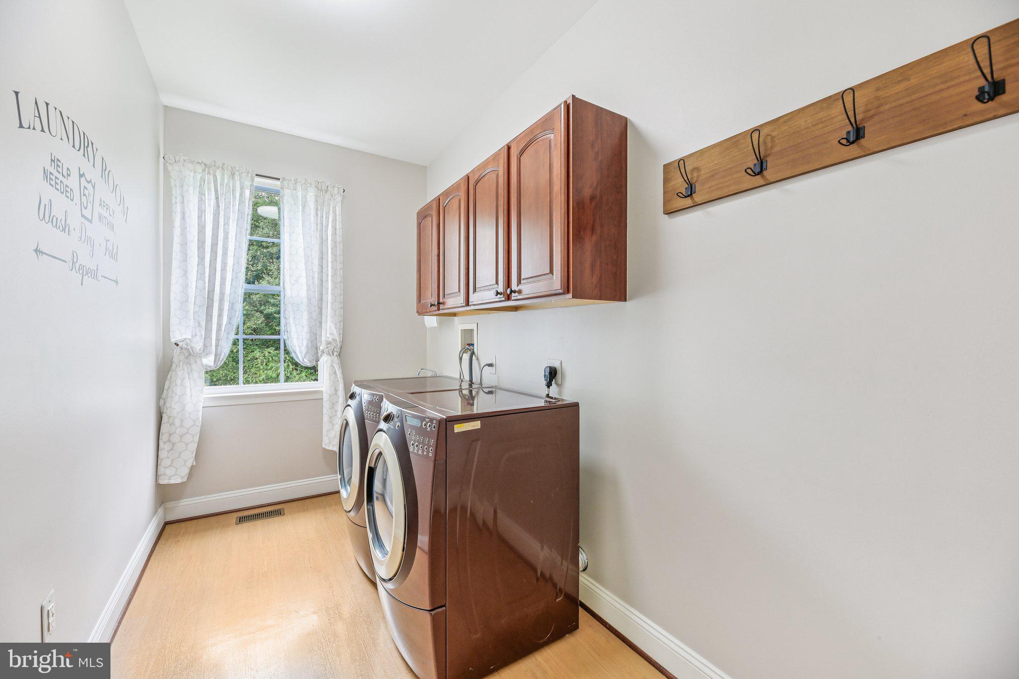 BENTLEY RIDGE - Residential