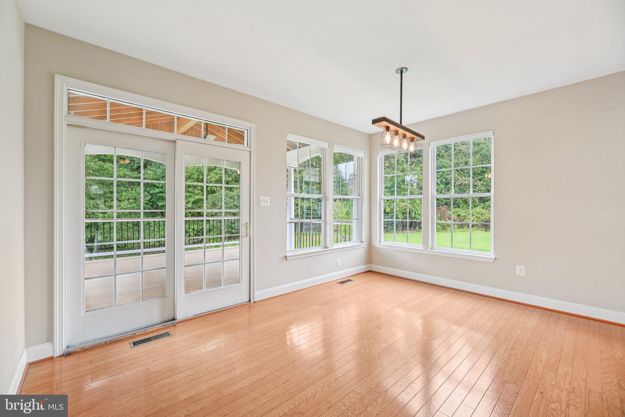 BENTLEY RIDGE - Residential