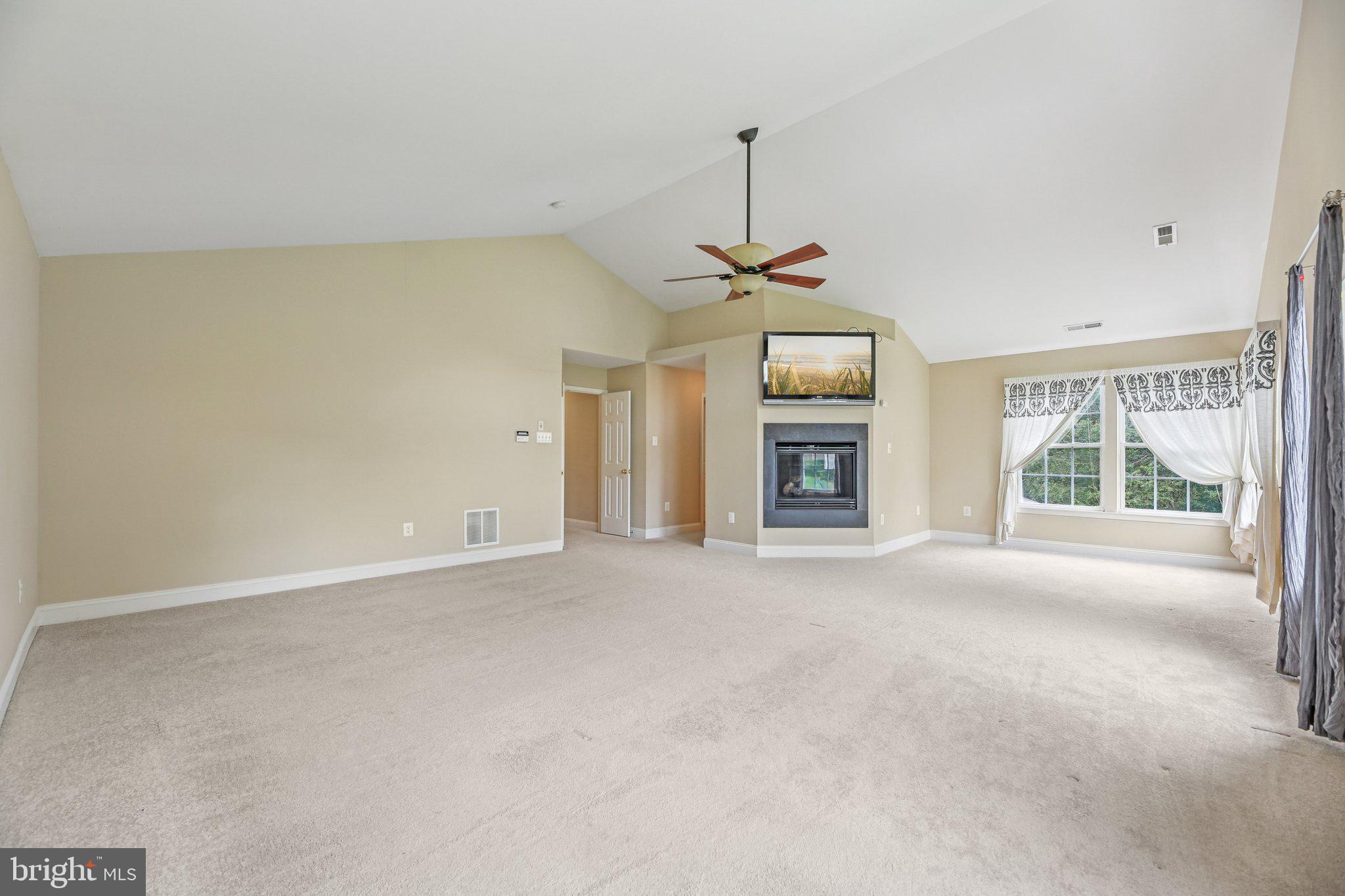 BENTLEY RIDGE - Residential