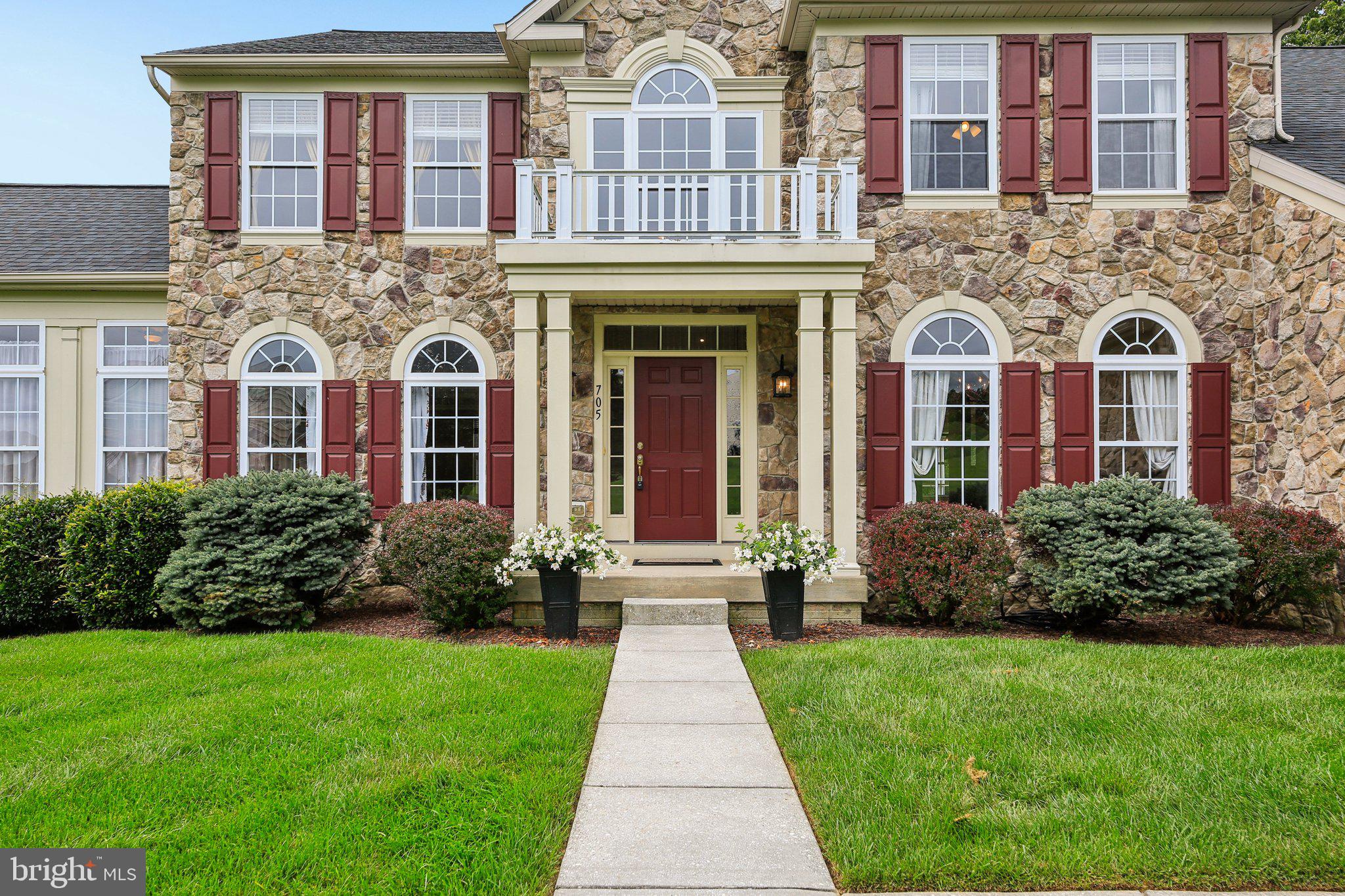 BENTLEY RIDGE - Residential