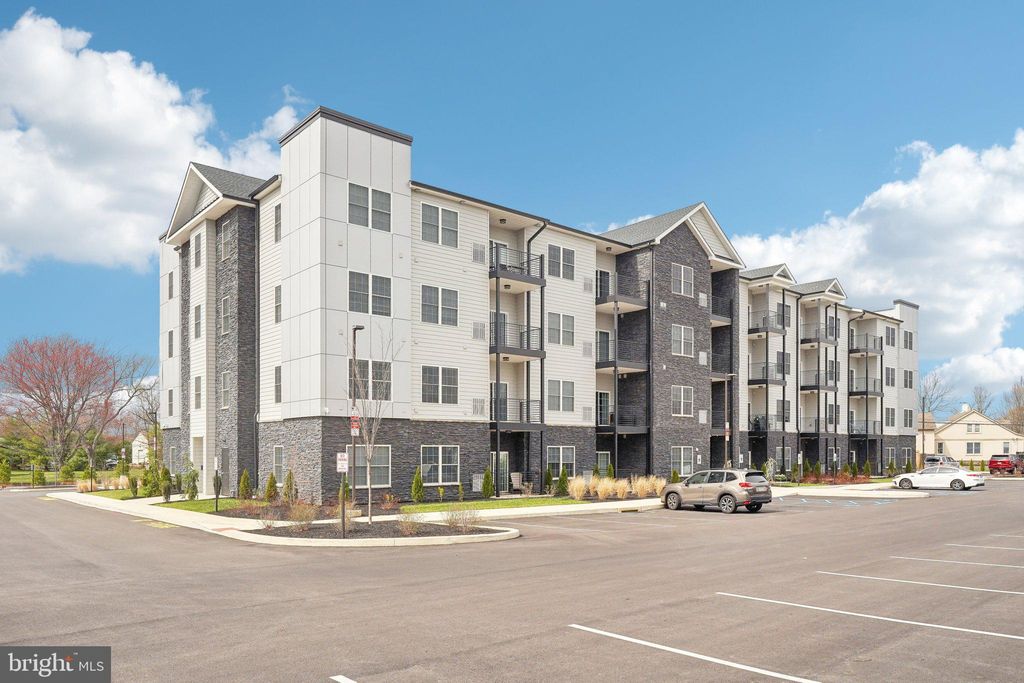 Photo of 2421 Bristol Road #302, WARRINGTON, PA 18976 (MLS # PABU2114254)