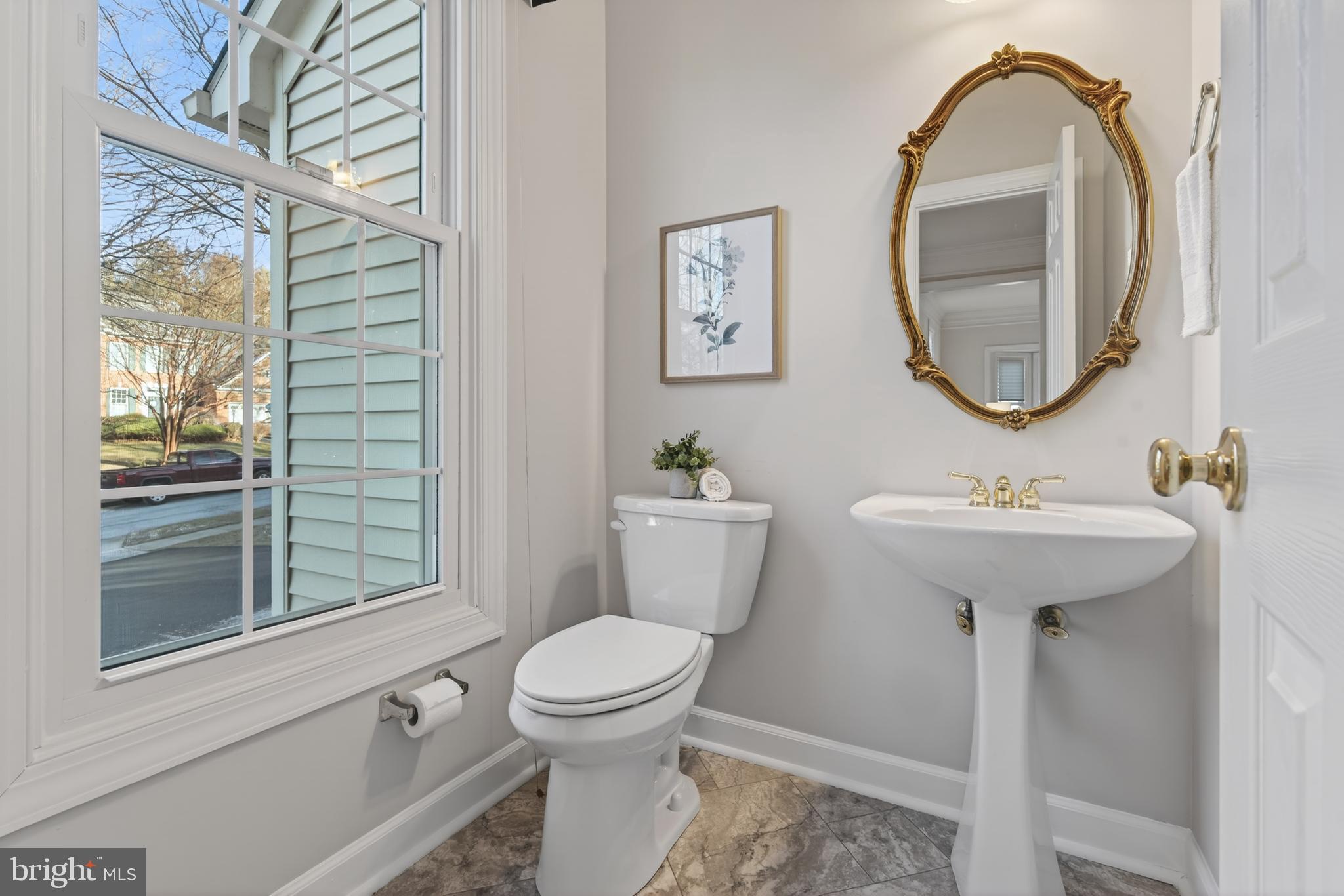 GOVERNORS RUN - Residential