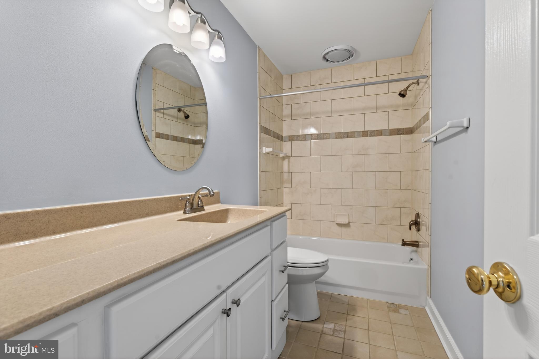 GOVERNORS RUN - Residential