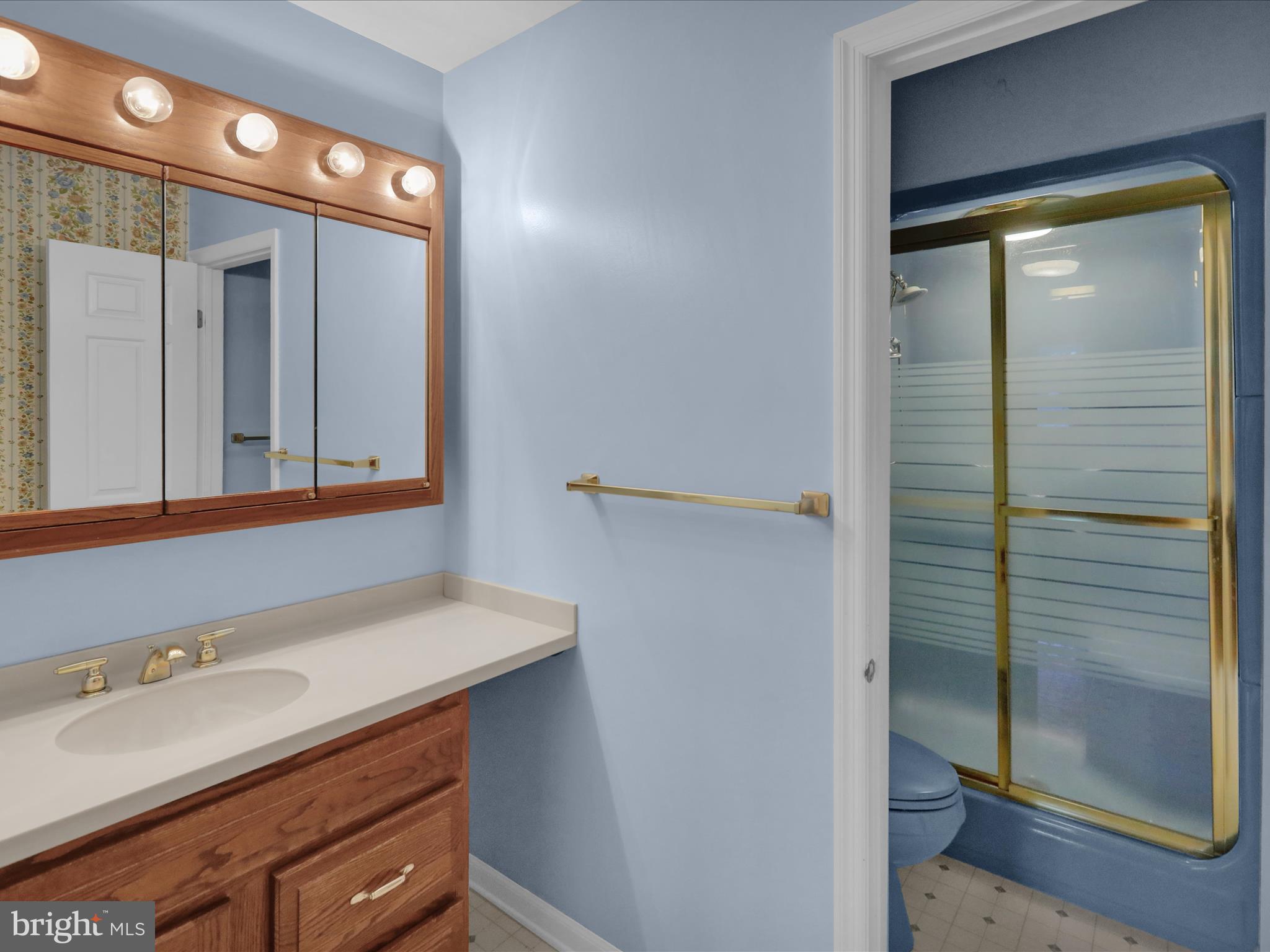 RICHMOND COMMONS - Residential