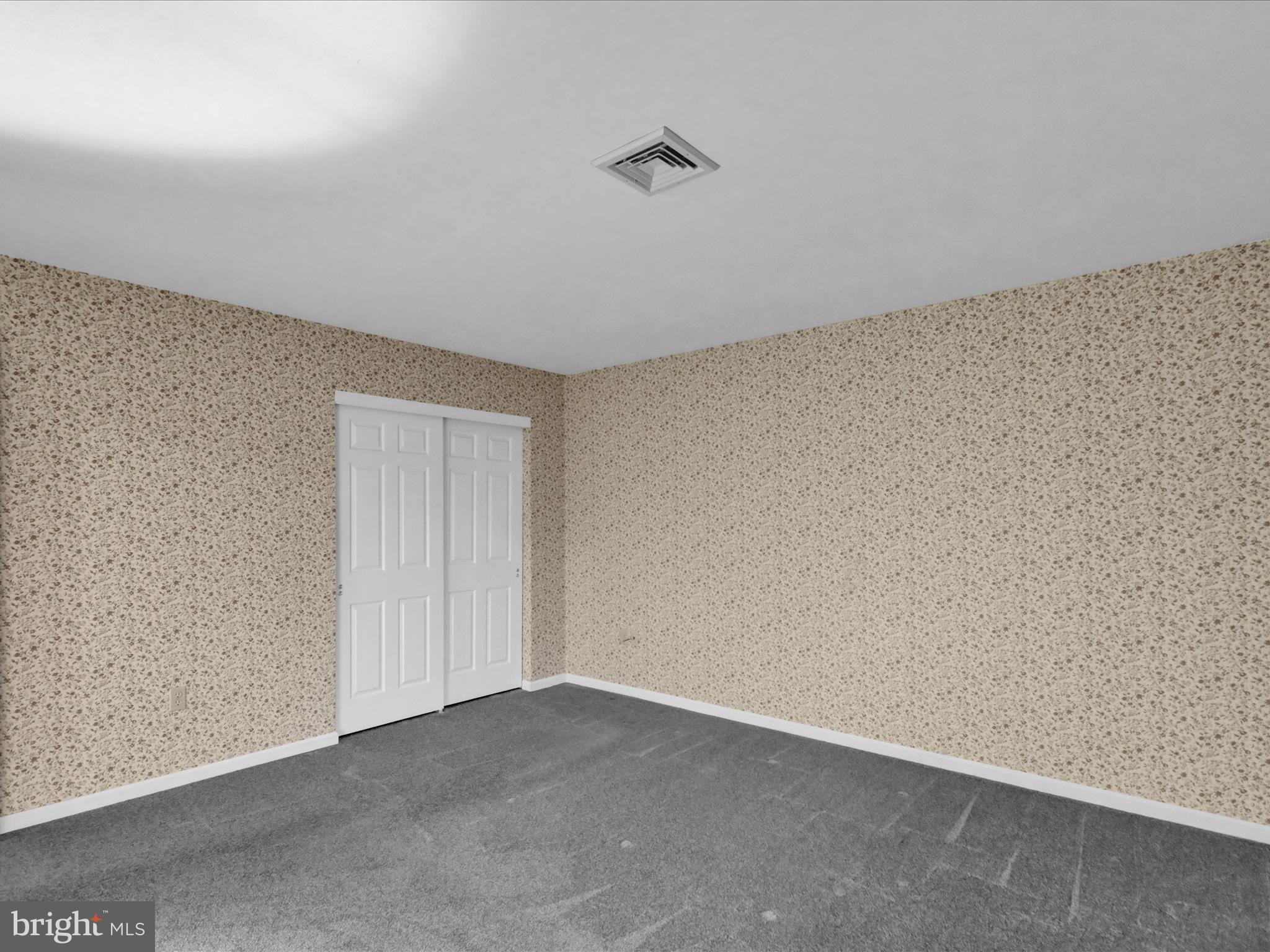 RICHMOND COMMONS - Residential