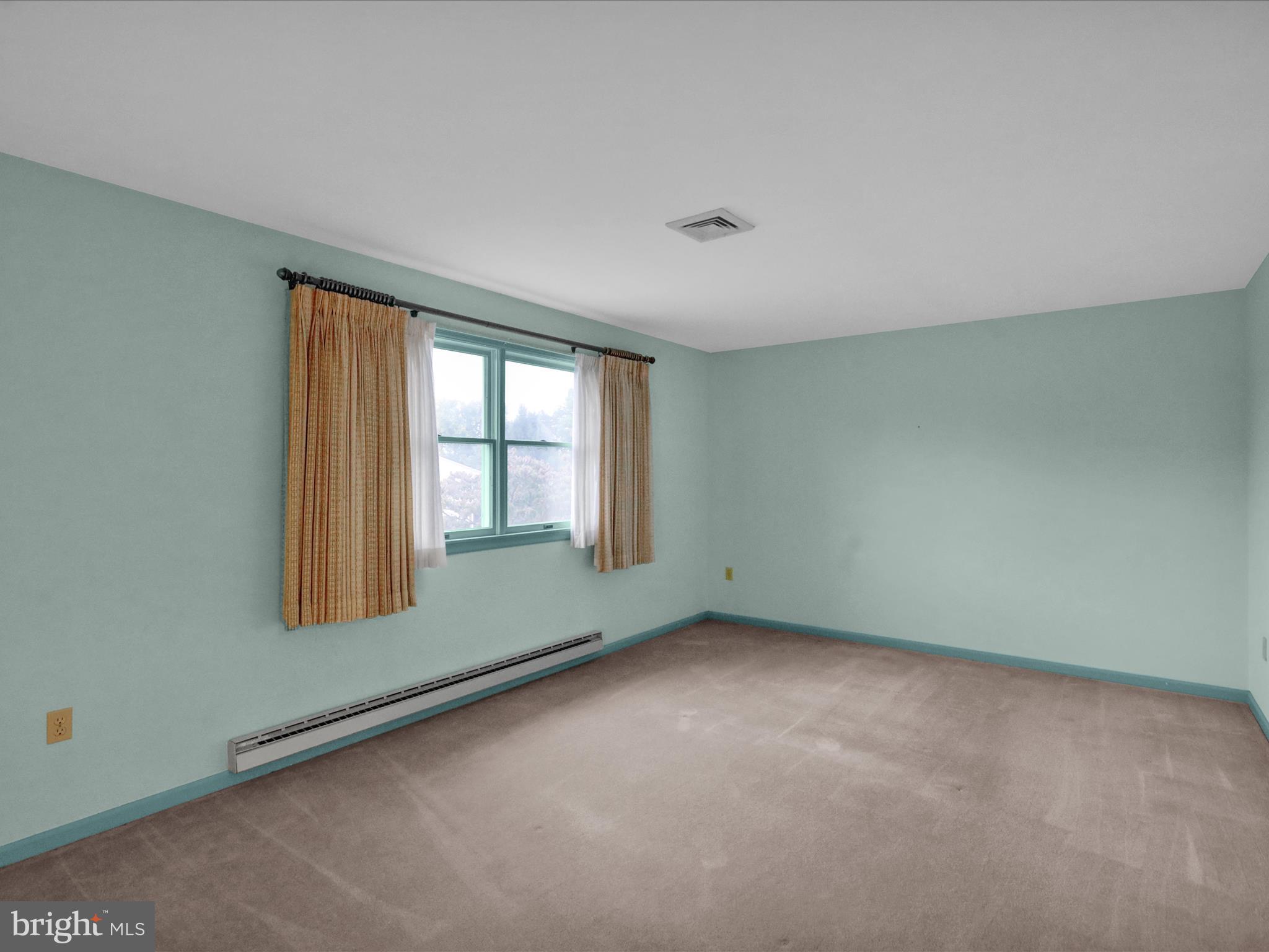 RICHMOND COMMONS - Residential