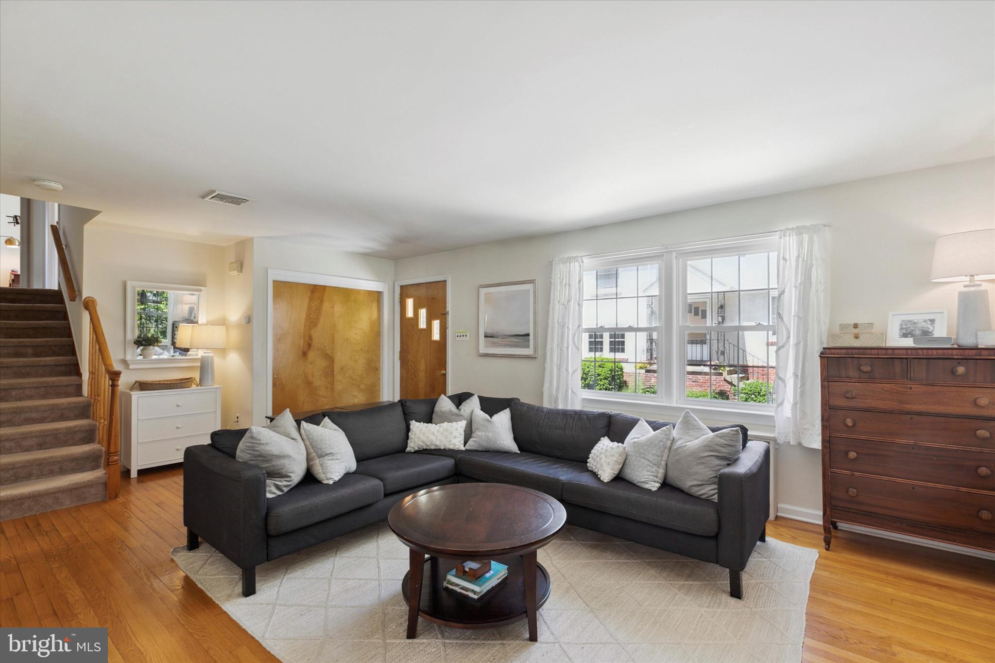 WAYNEWOODS - Residential Lease