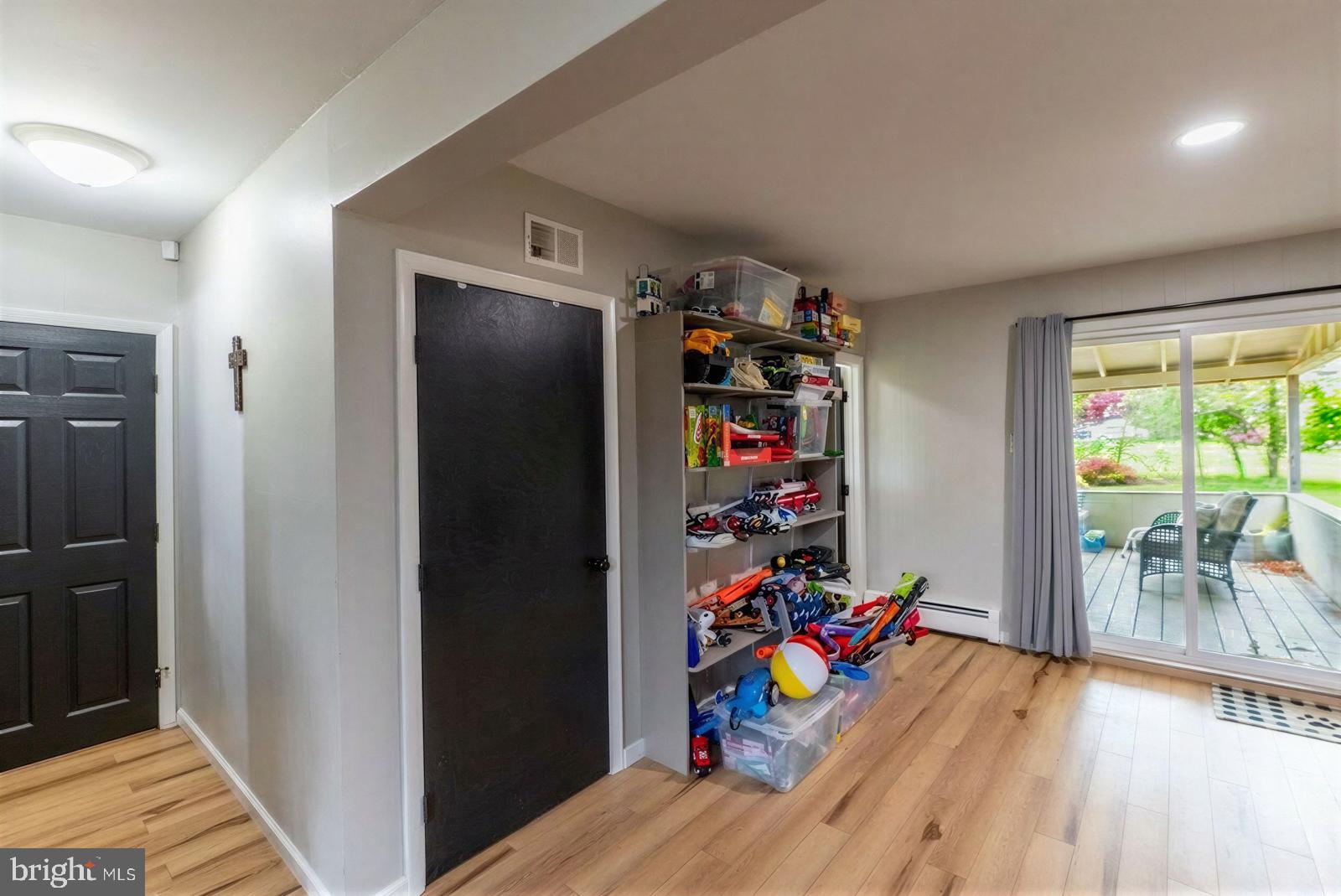 GRANDVIEW ACRES - Residential