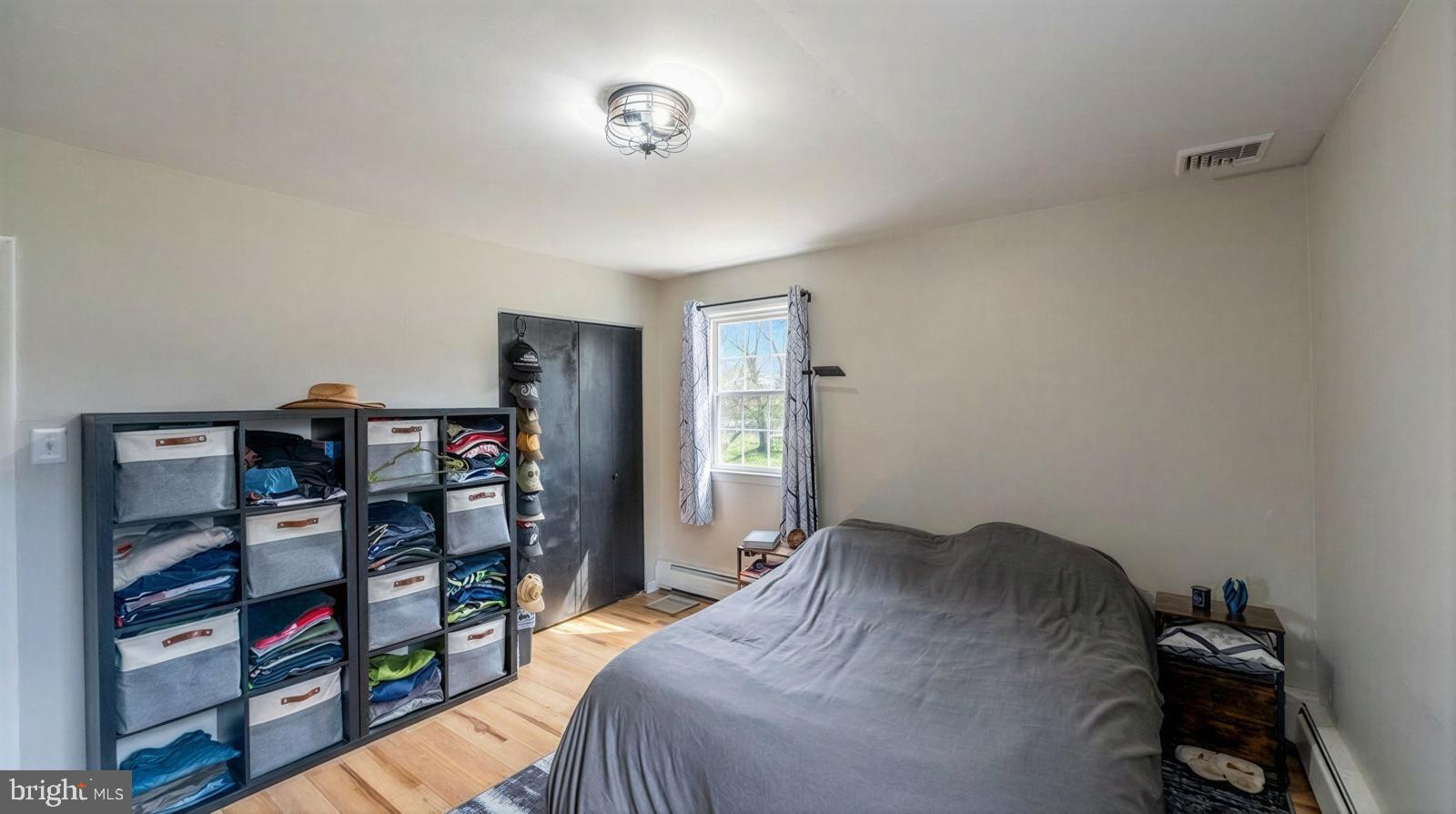 GRANDVIEW ACRES - Residential